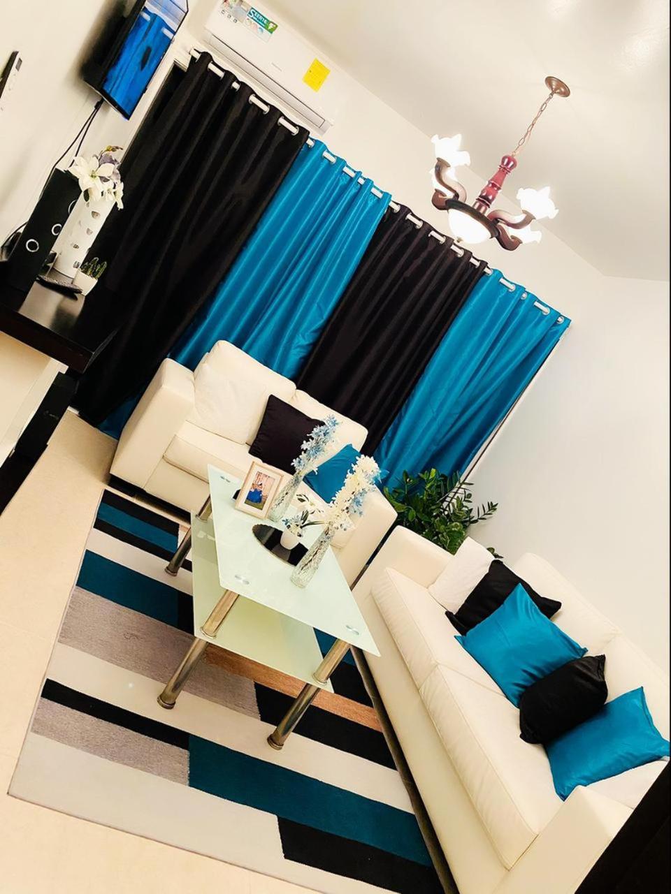 Hermoso residencial con piscina licey al medio view 3