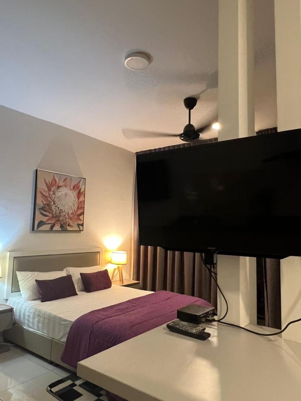 D'EvoLoft Free Wifi & Netflix photo 2