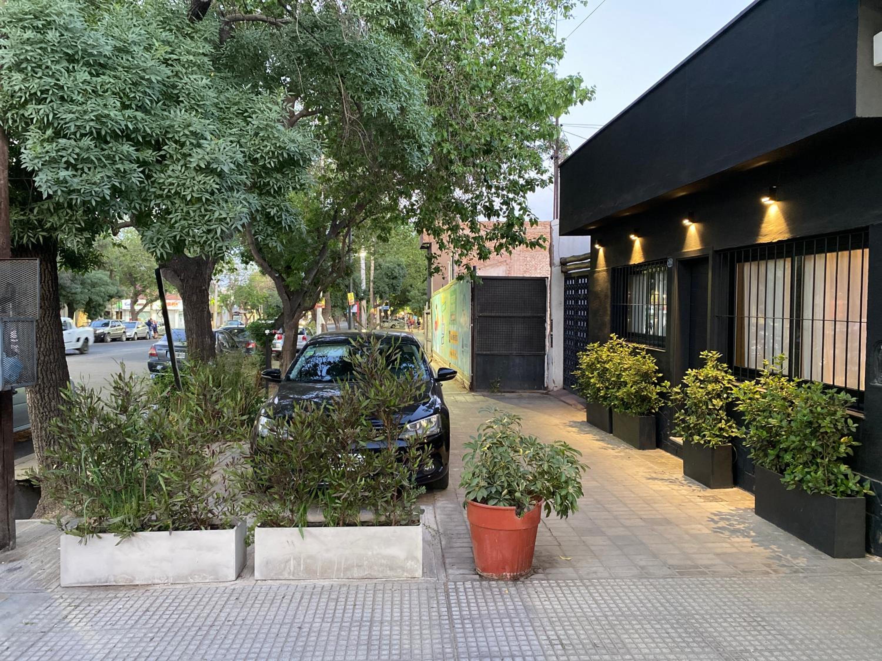 Casa Rafaela Mendoza parque y ciudad