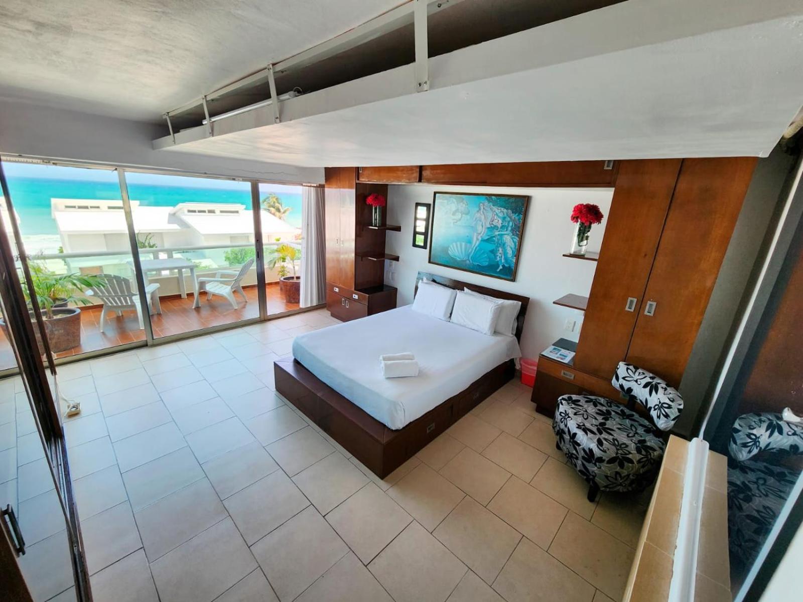 Beachfront apartments Cancun