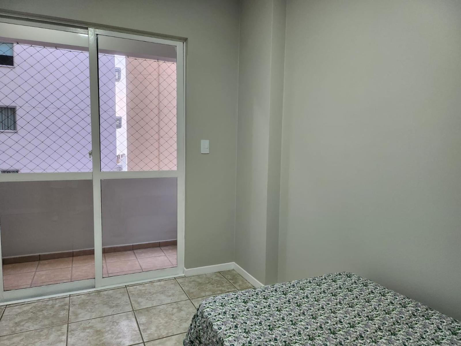 Apartamento pé na Areia