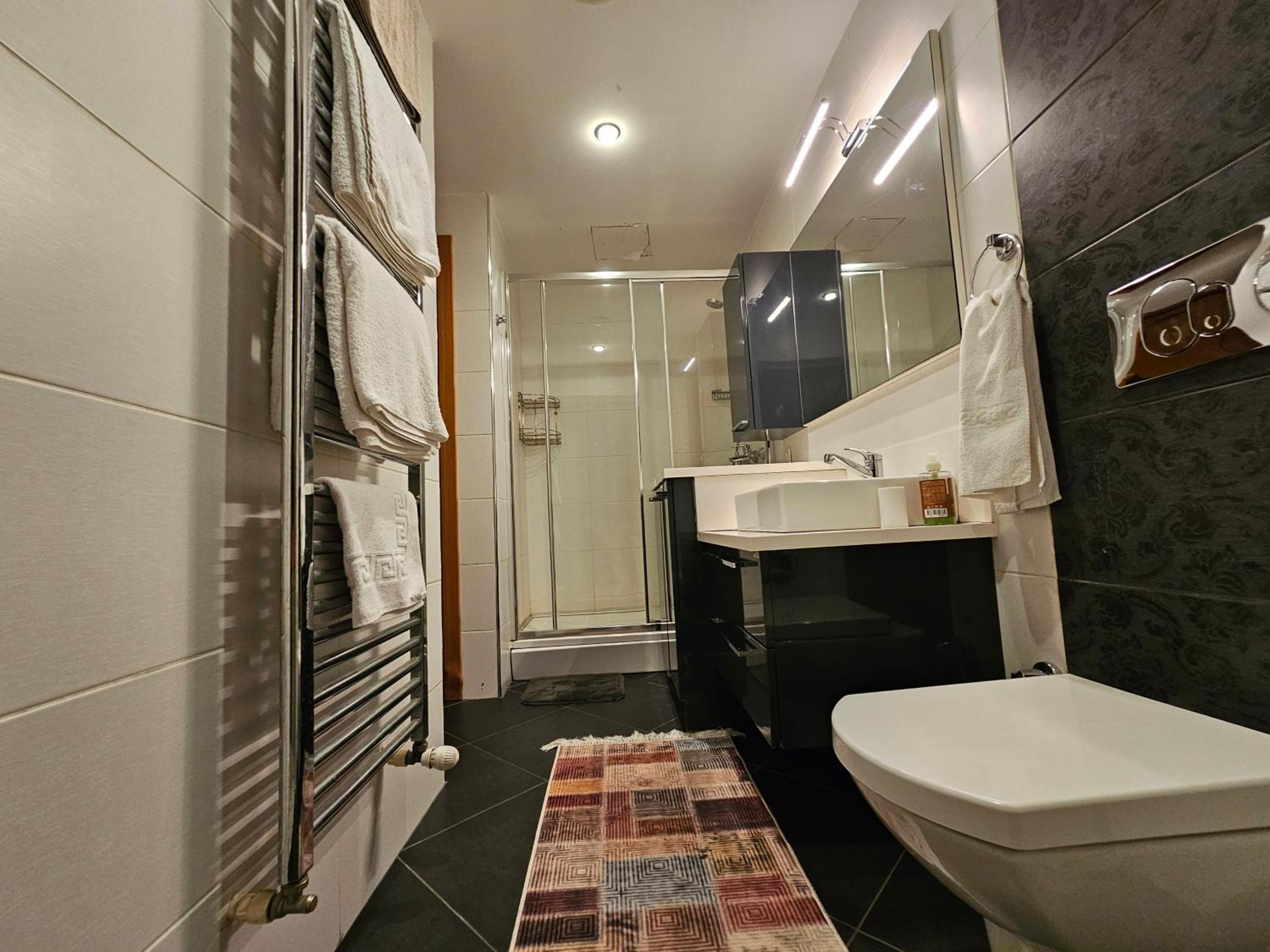 TAKSiM PERFECT RESiDENCE, 3 BEDROOMS, 140 M2, POOL GYM SAUNA ACCESS