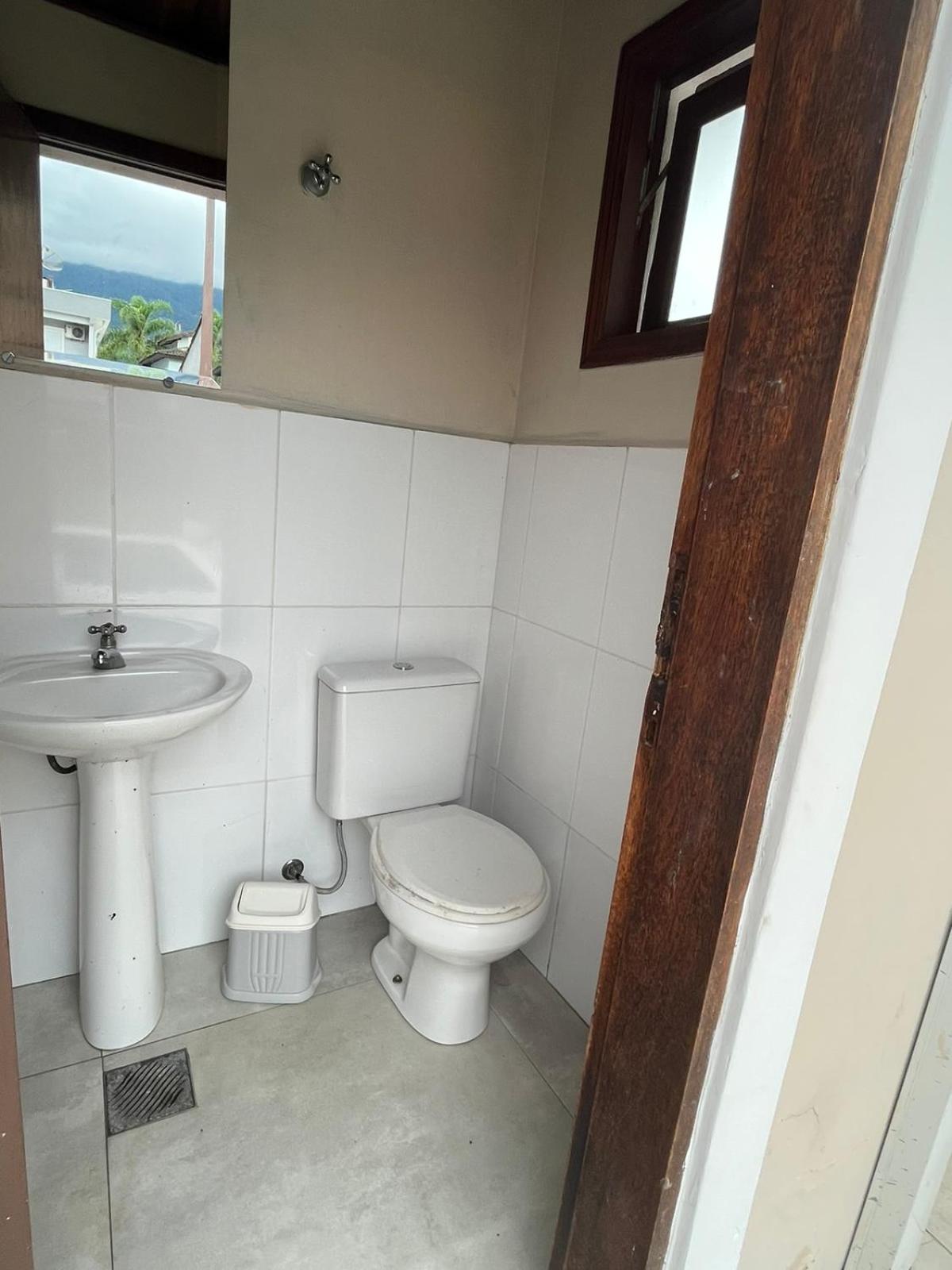 Condomínio Morada da Praia - Casa térrea com área de lazer-