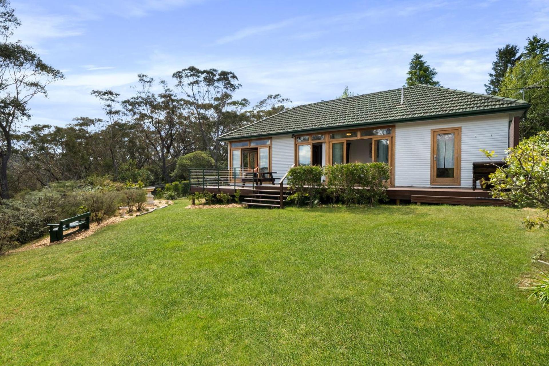 Hotel Banksia Tops - Image 1