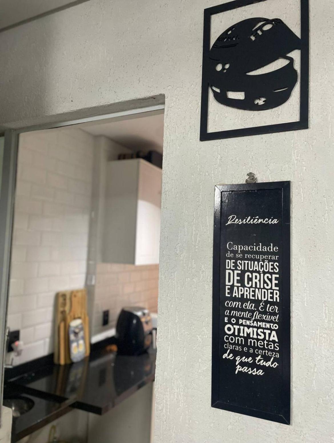 Térreo com churrasqueira privativa CANASVIEIRAS