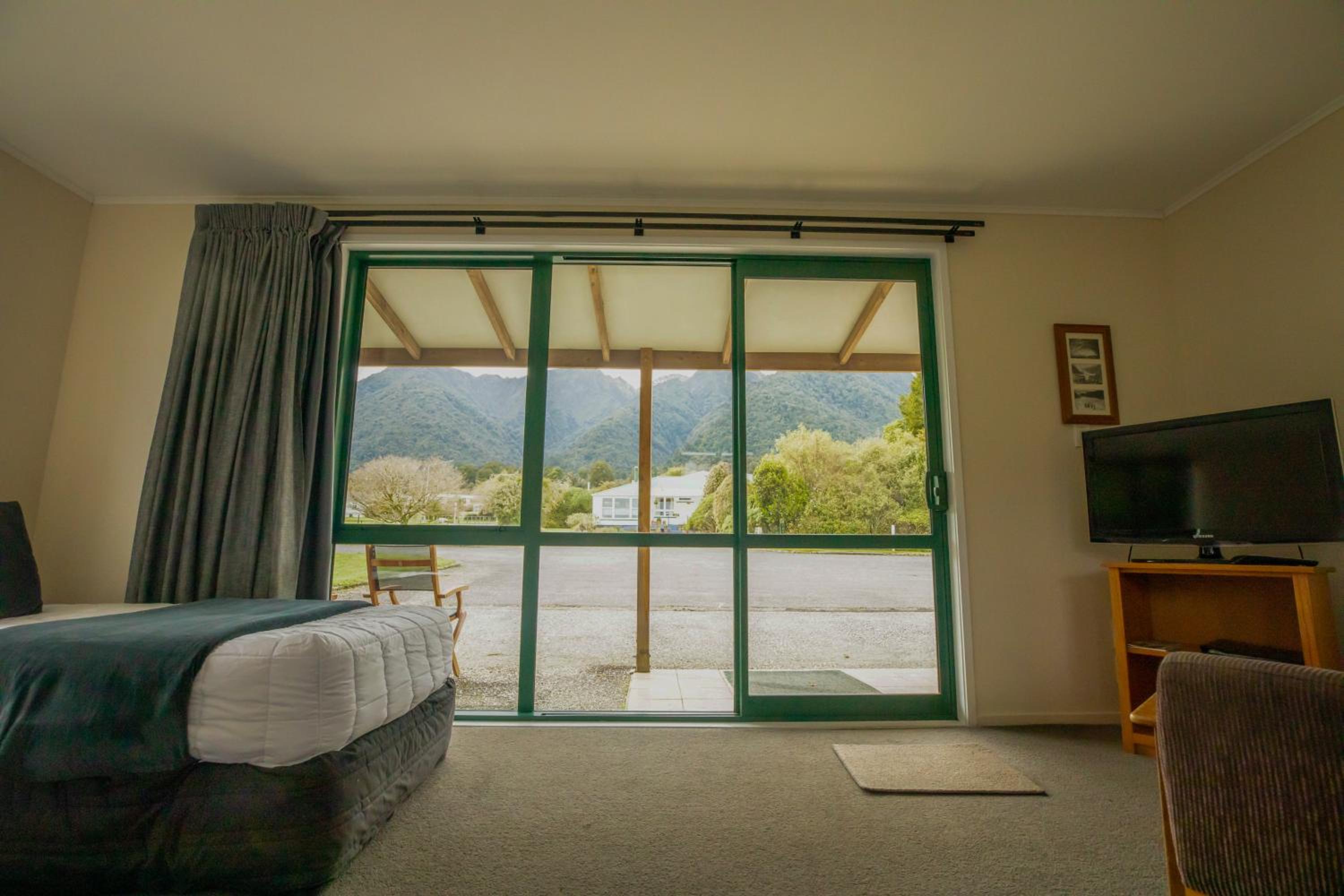 Rainforest Motel