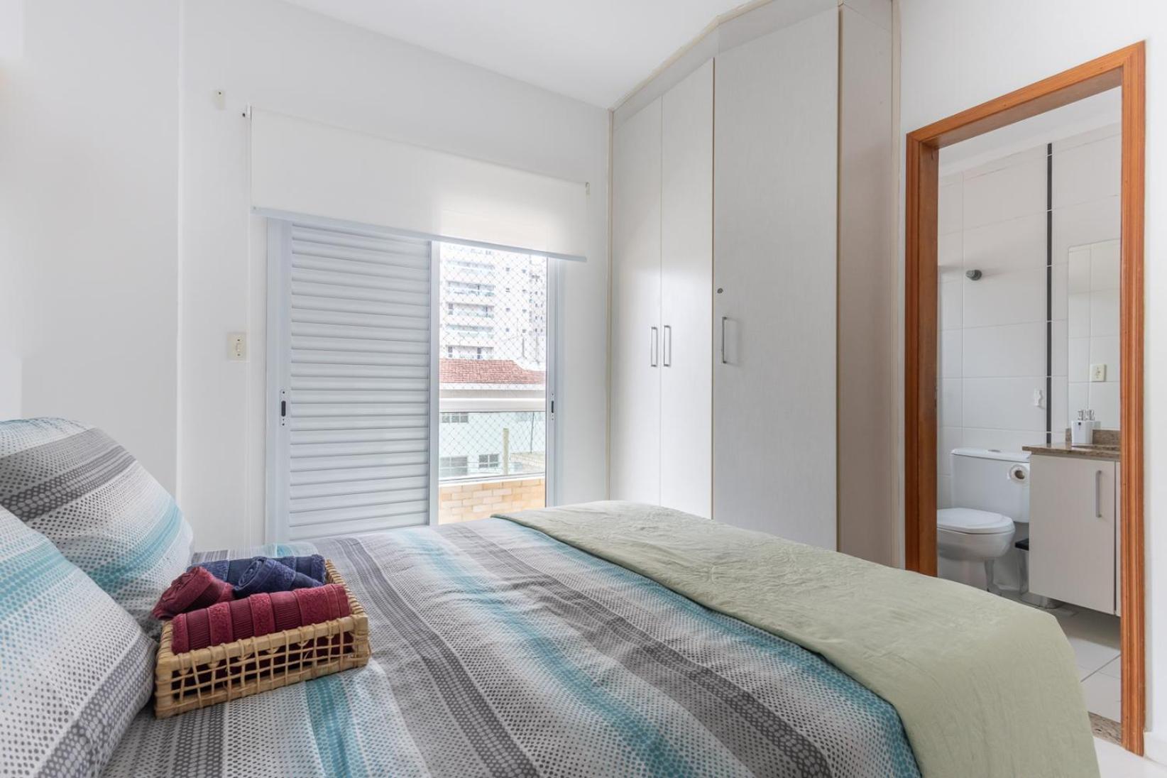 200m Praia Canto do Forte! 2 Quartos - Estacionamento e Varanda Gourmet - Wi-Fi 500Mega