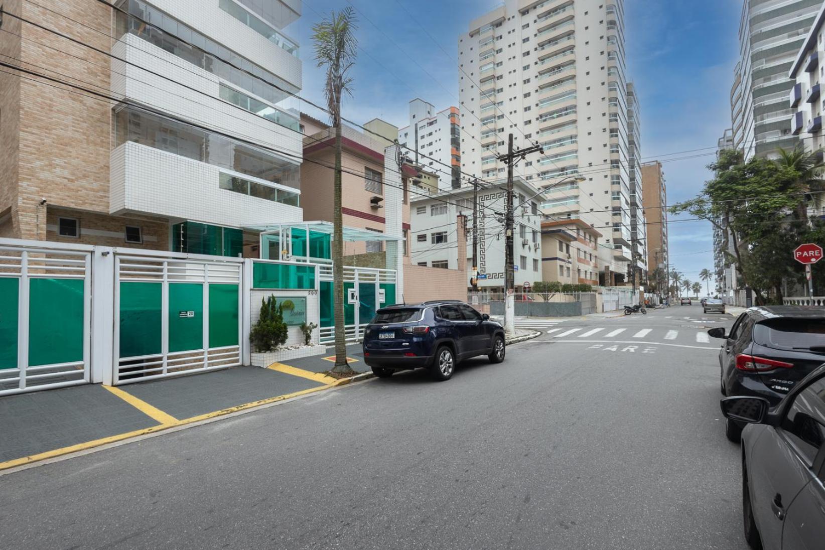 200m Praia Canto do Forte! 2 Quartos - Estacionamento e Varanda Gourmet - Wi-Fi 500Mega