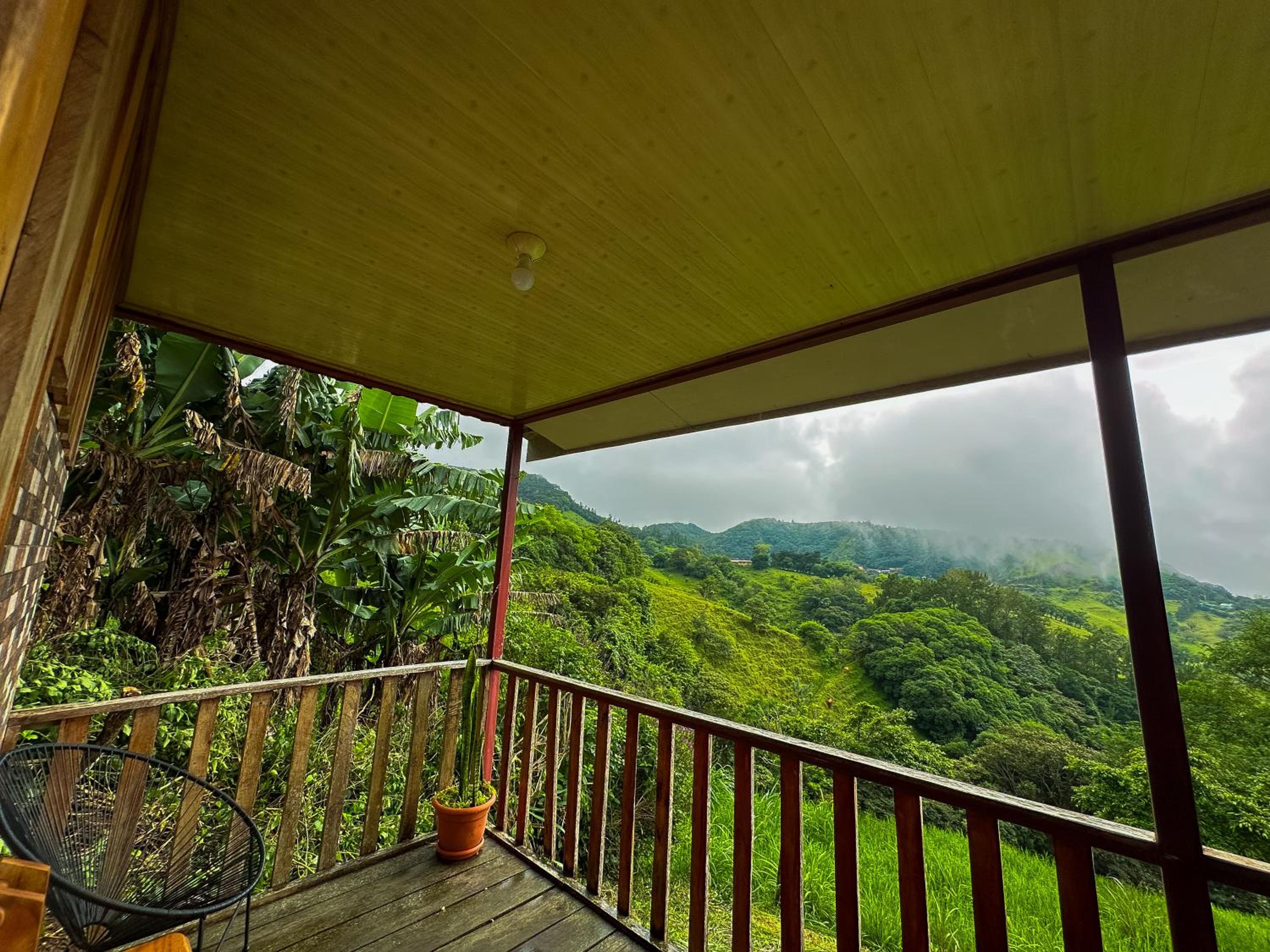Finca Paraíso Monteverde Oceanview Farm Cabin
