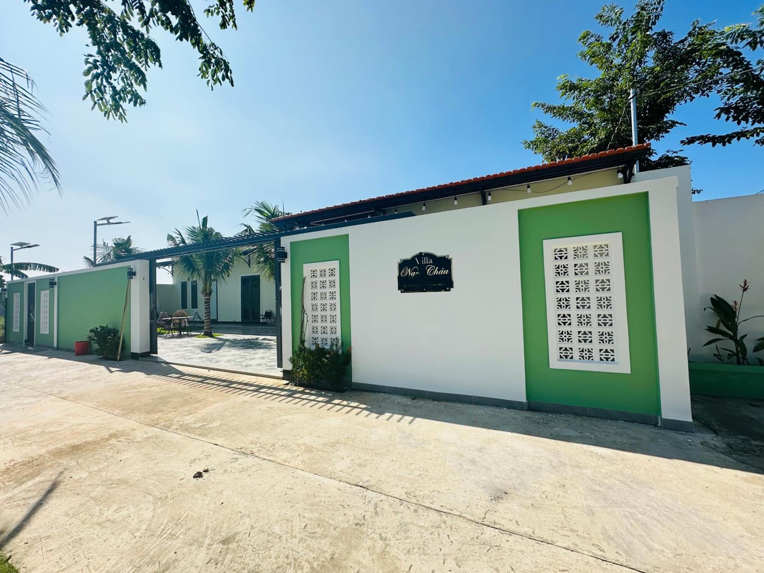 Villa Ngọc Châu Phan Thiết Chi nhánh 2 - 4 Phòng Ngủ, Có Bếp, Phòng Ăn, Phòng Khách, Miễn Phí Sân BBQ và Bãi Xe Ô Tô Rộng Rãi view 2