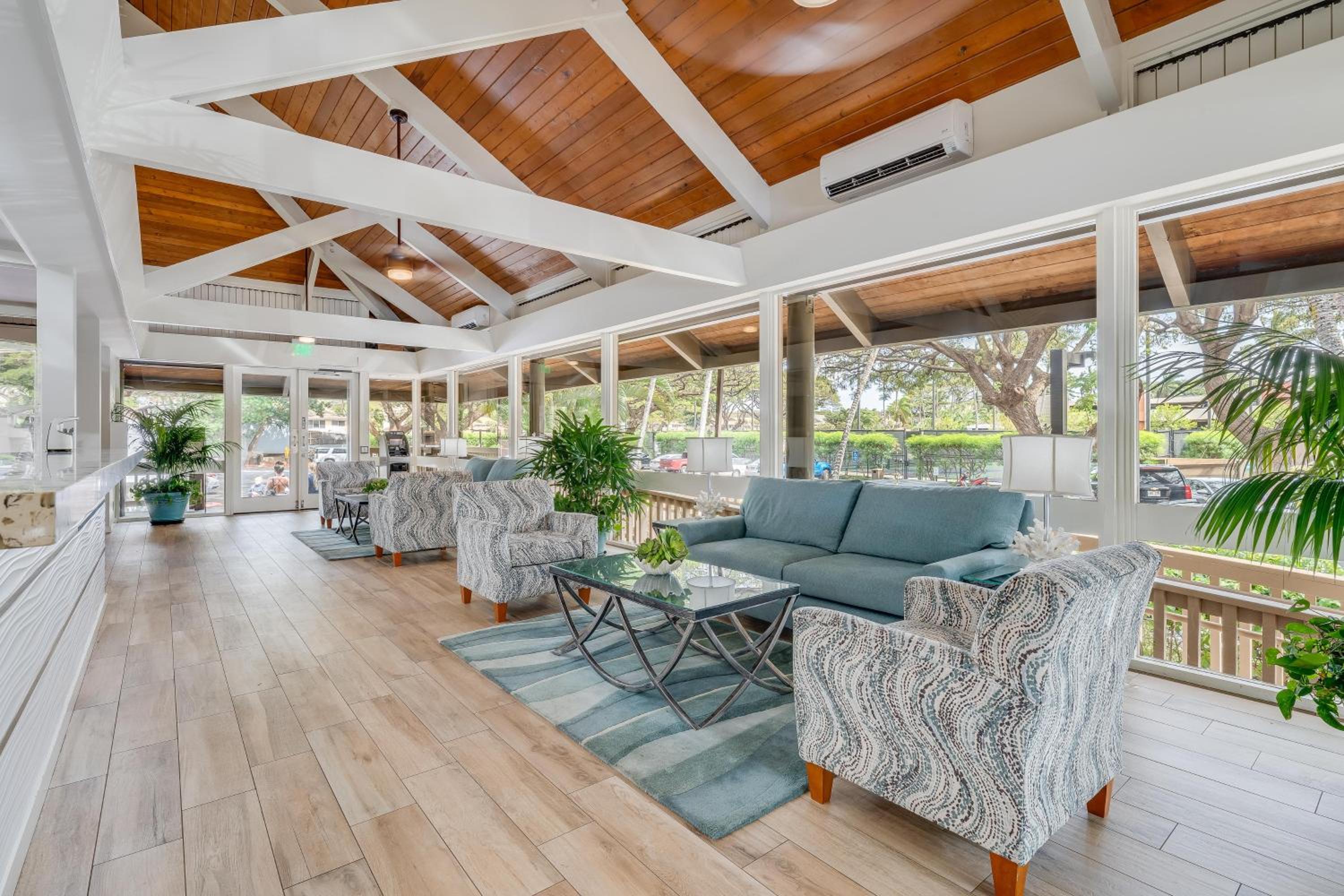 Papakea L208 · PK L208 True Oceanfront 1BD with stunning sunset