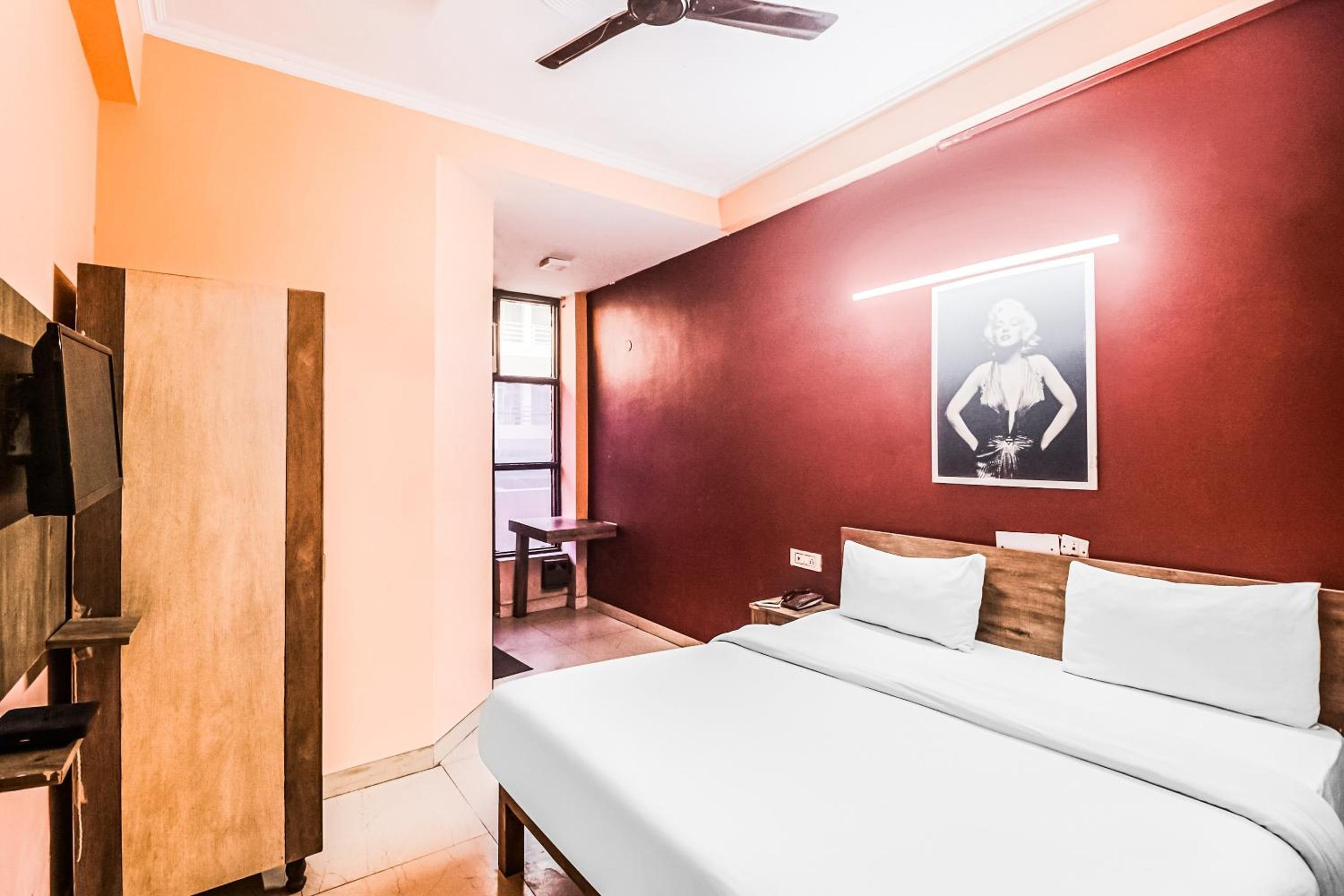 Gurgaon Vacations - Hotel O Avni Residency - Property Image 2