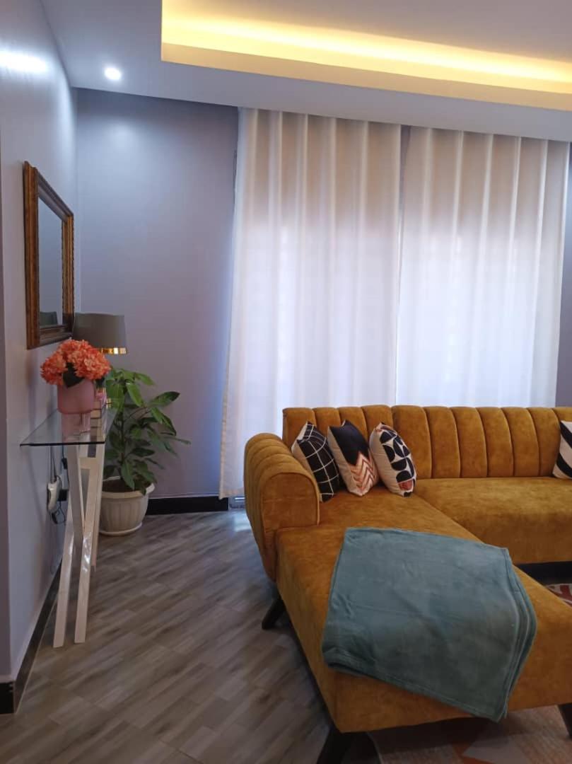 Serene Abodes MB1 view 4