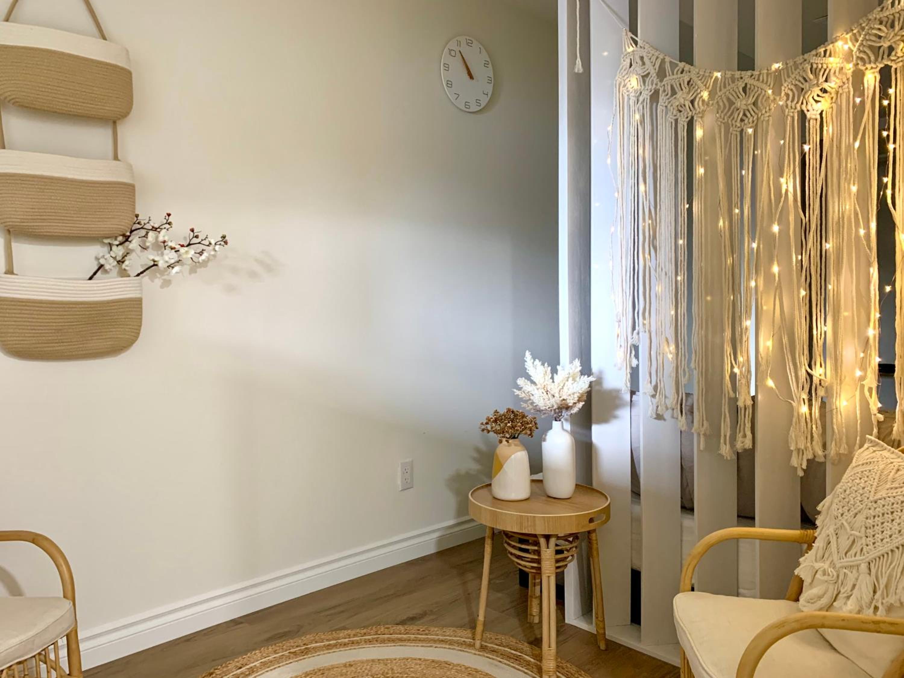 3Beds 2BA Cherry Blossom Suite - Free Parking - Central Oakridge Neighbourhood