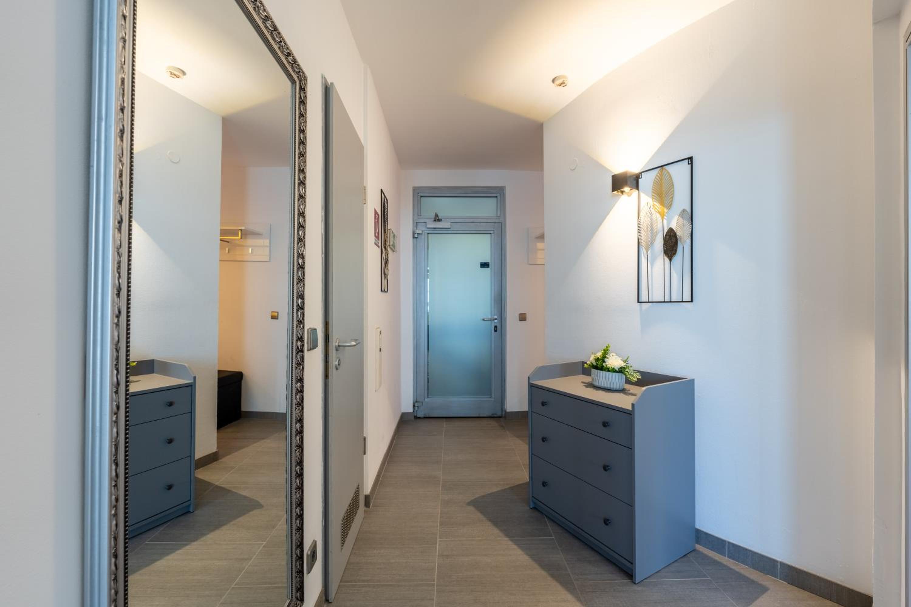 BIG 7RMS City Central Loft, 1ALocation