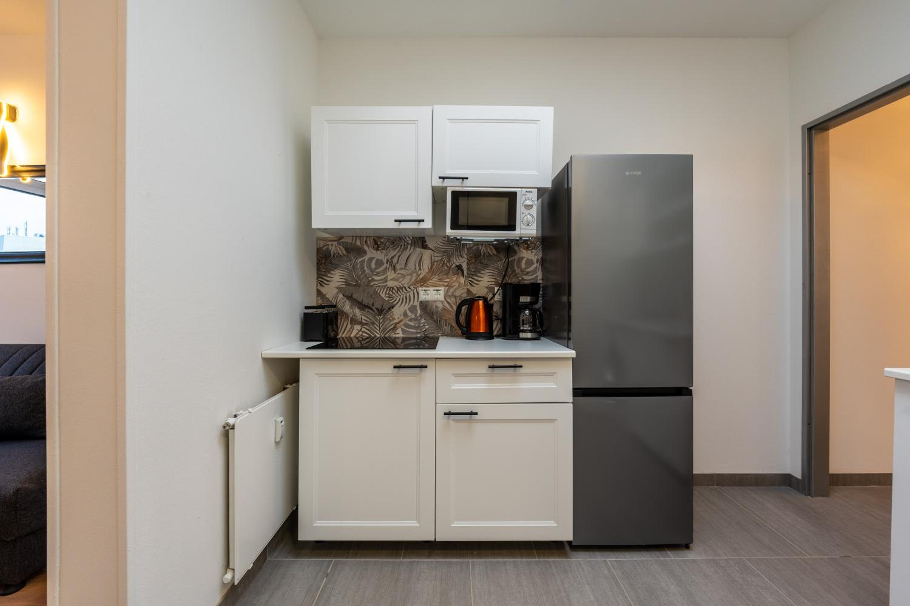 BIG 7RMS City Central Loft, 1ALocation