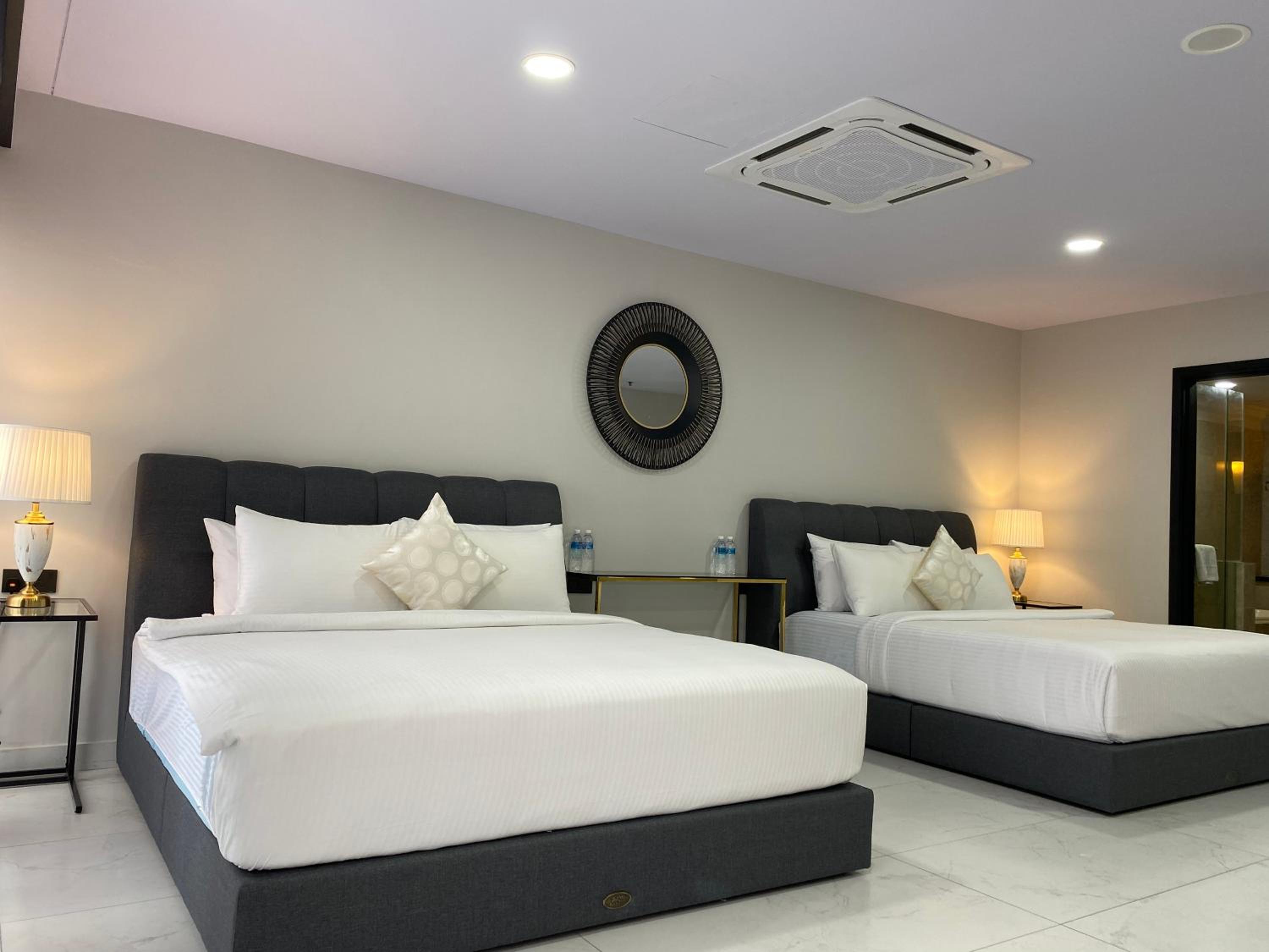 Serviced Apartments at Times Square Kuala Lumpur by Robinsons