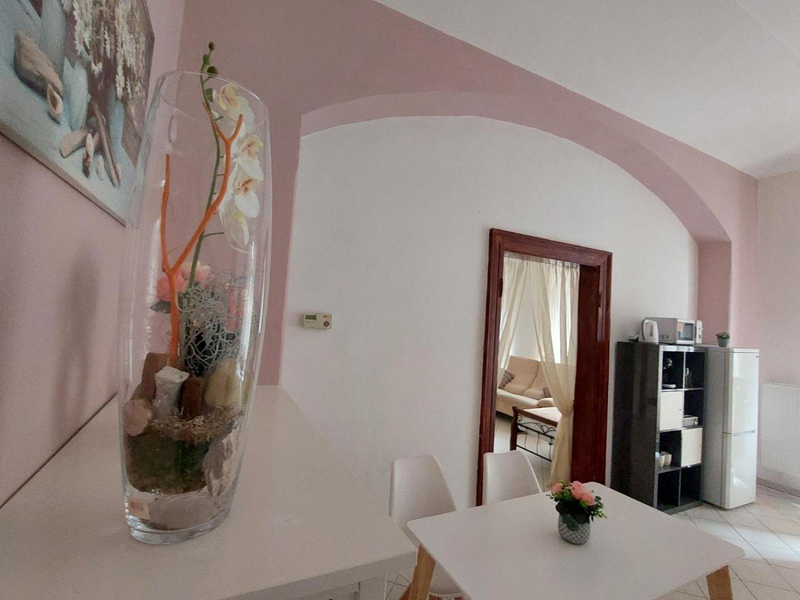 Exkluzivní apartmán v přízemí v Hradci Králové