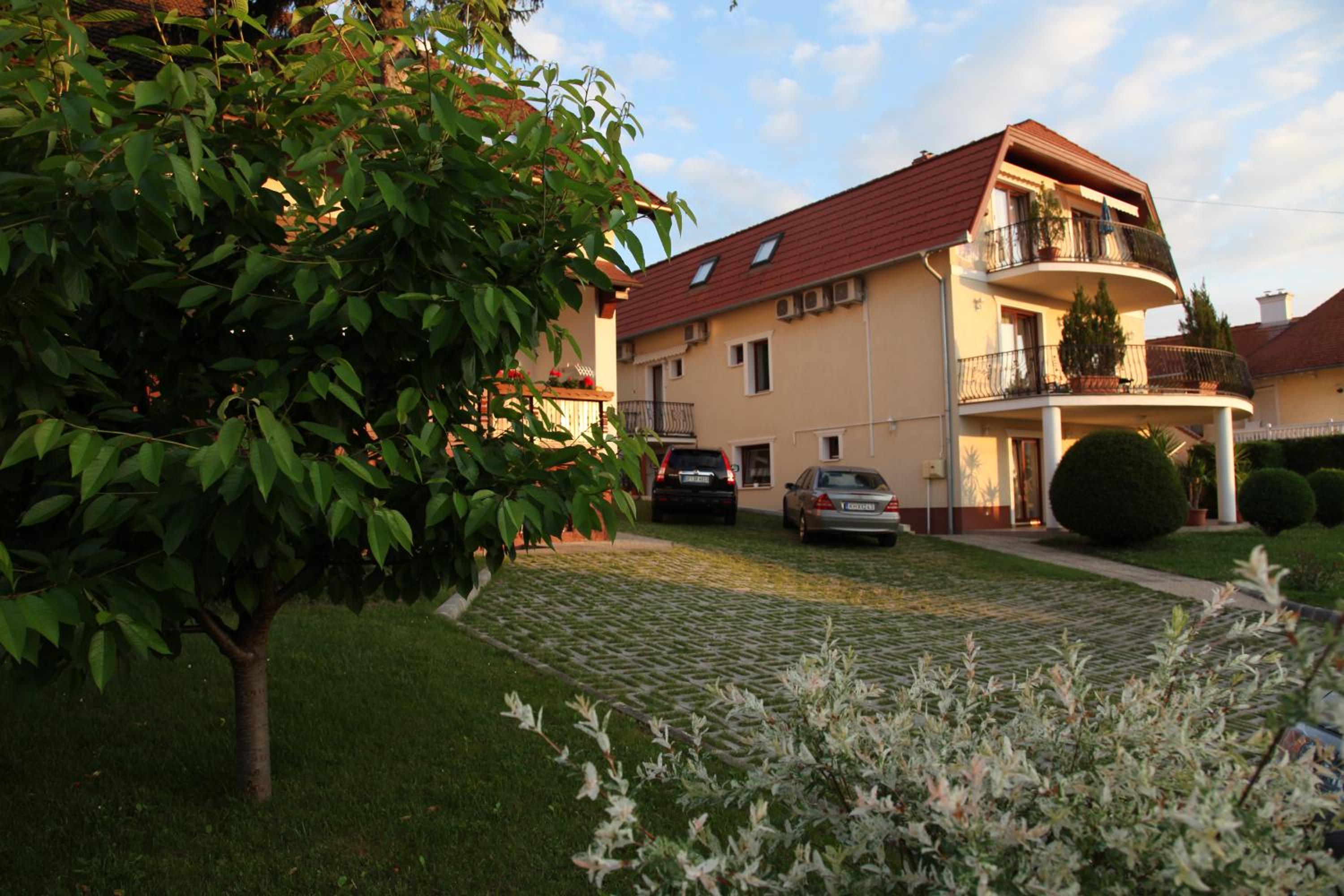 Erika Apartmanházak