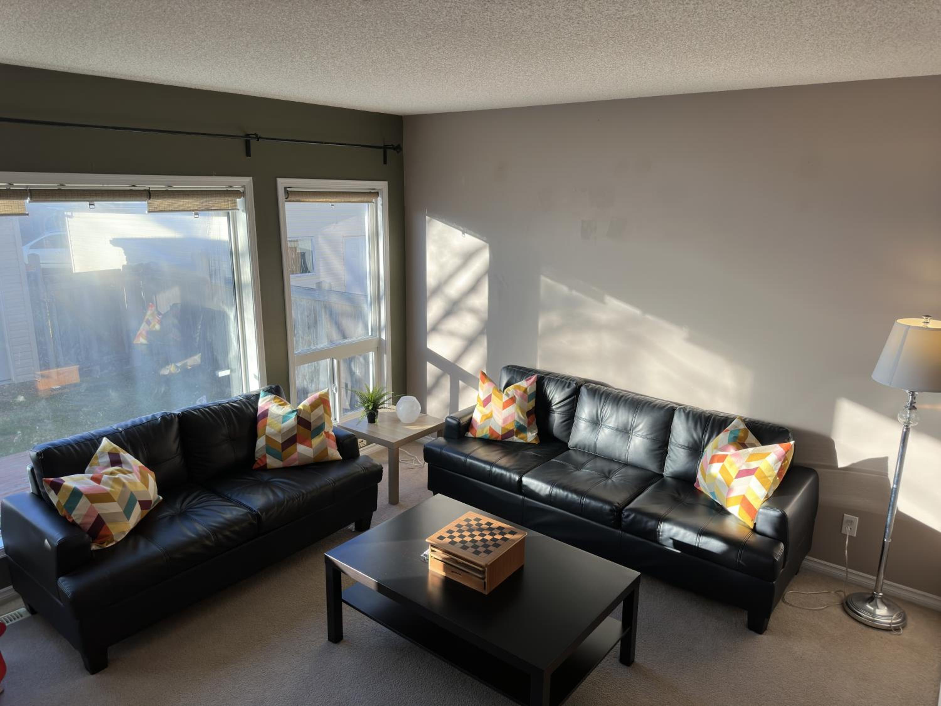 Spacious & Private Retreat near West Edmonton Mall