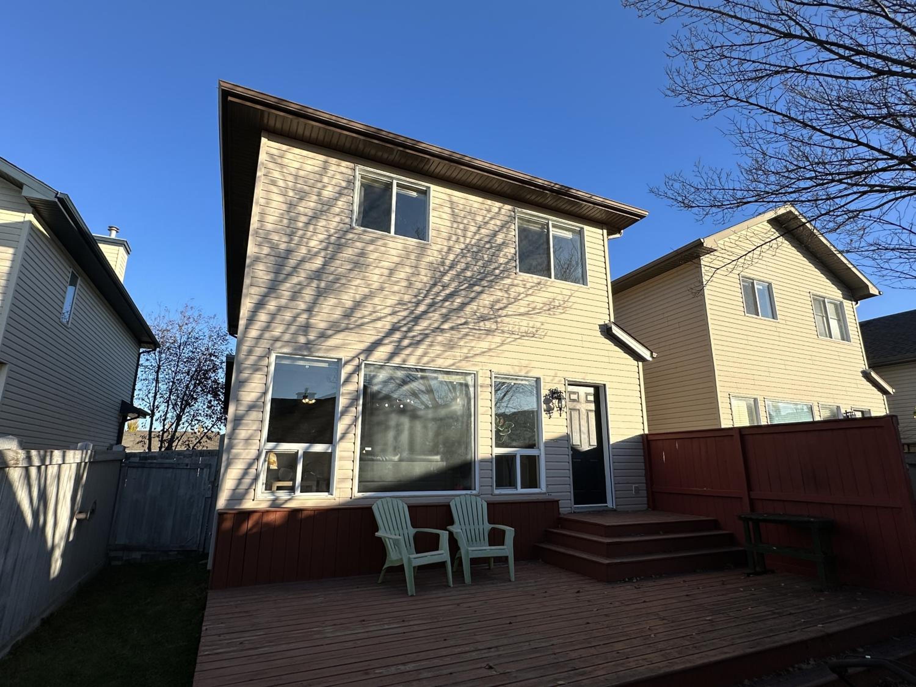Spacious & Private Retreat near West Edmonton Mall
