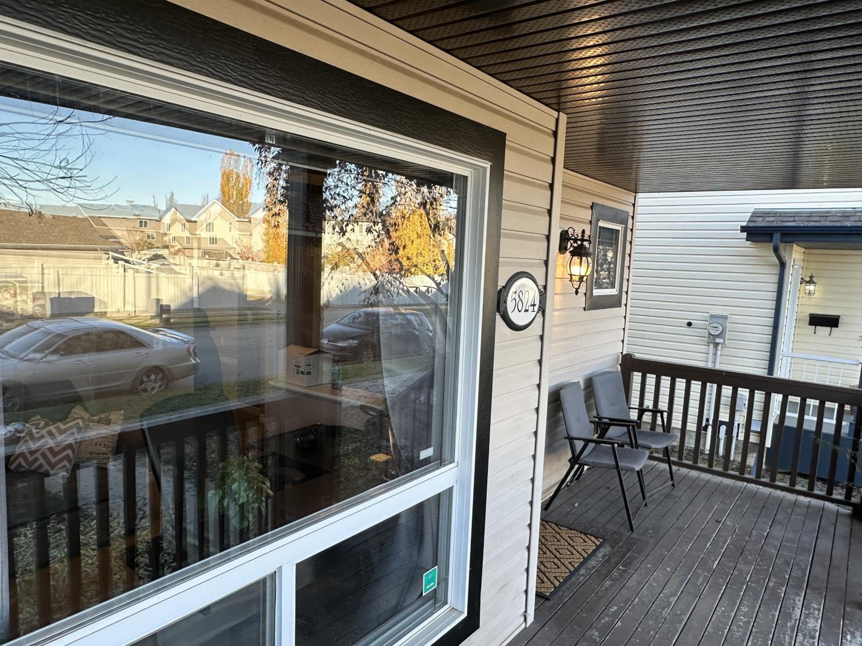 Spacious & Private Retreat near West Edmonton Mall