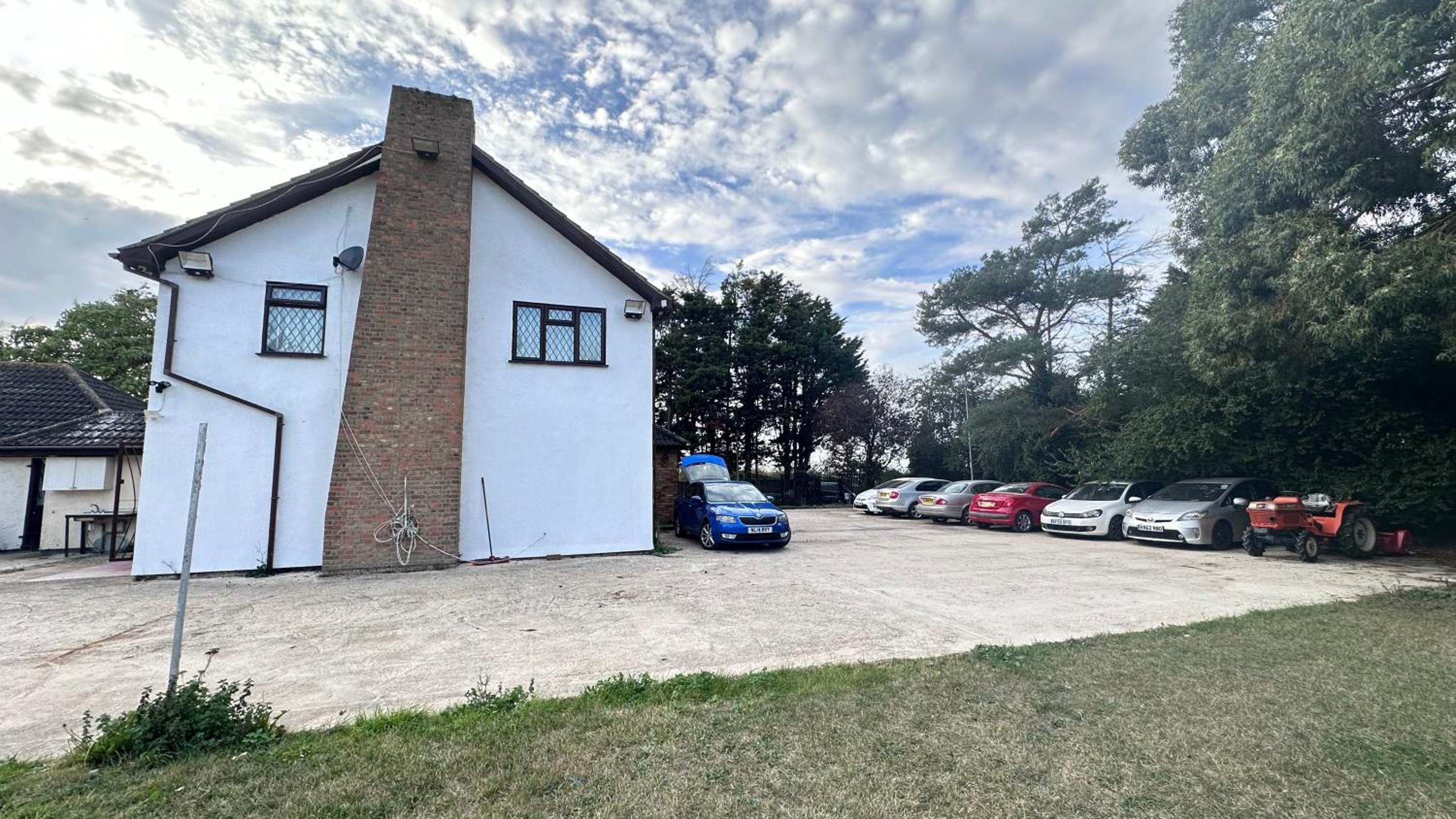 Photo 19