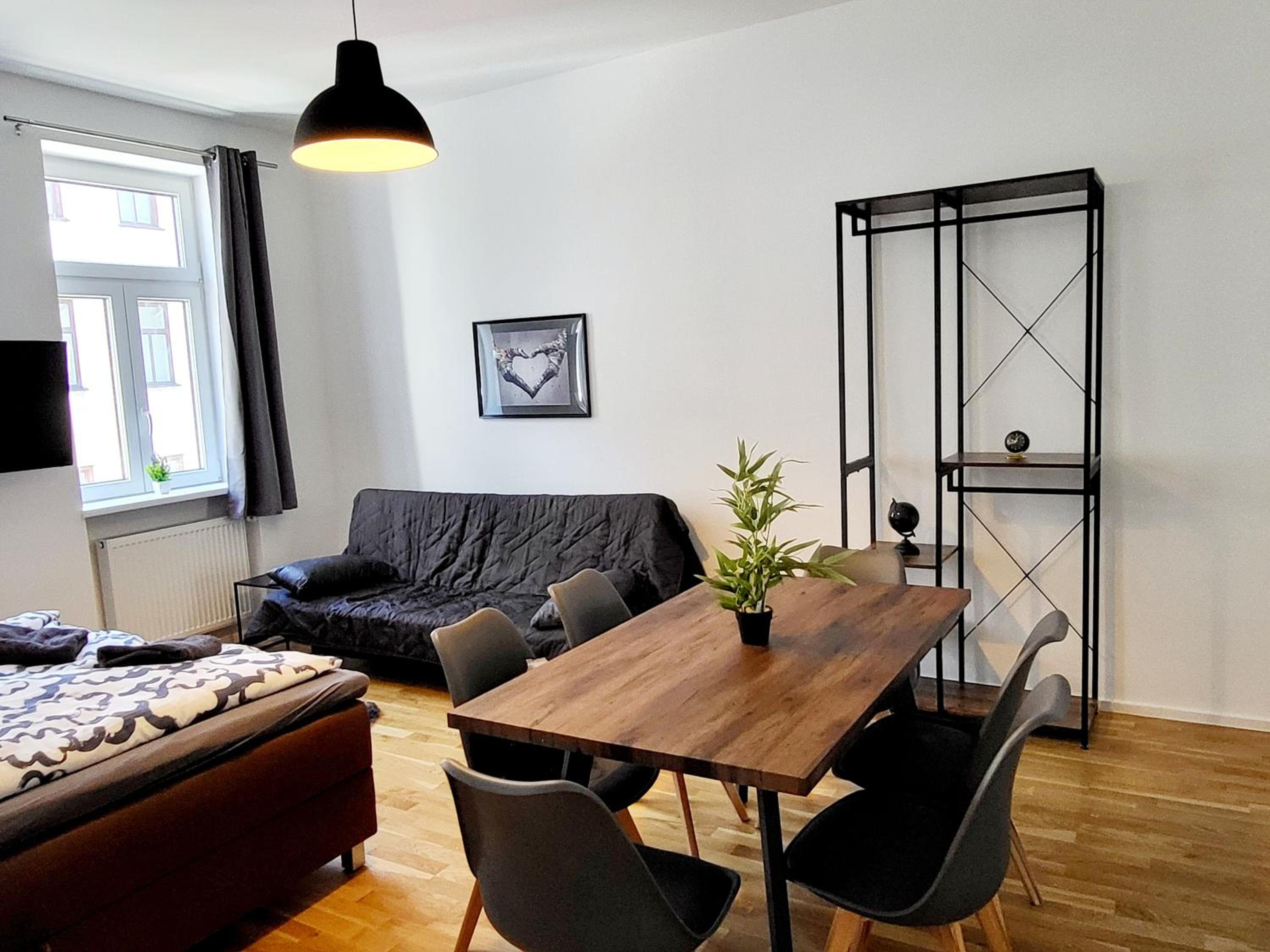 Sunny apartment with 1 balcony