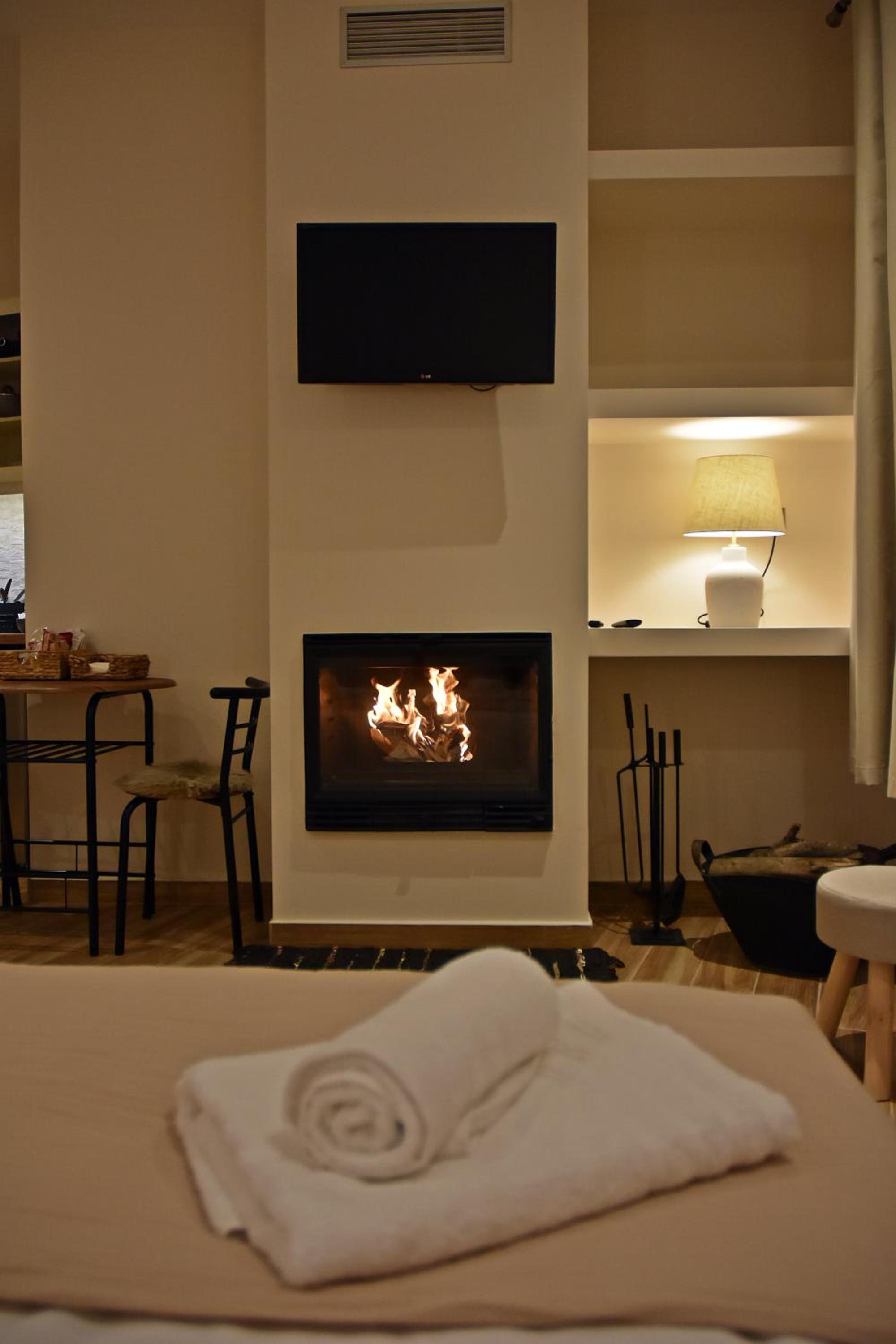 Kleodora Apartments