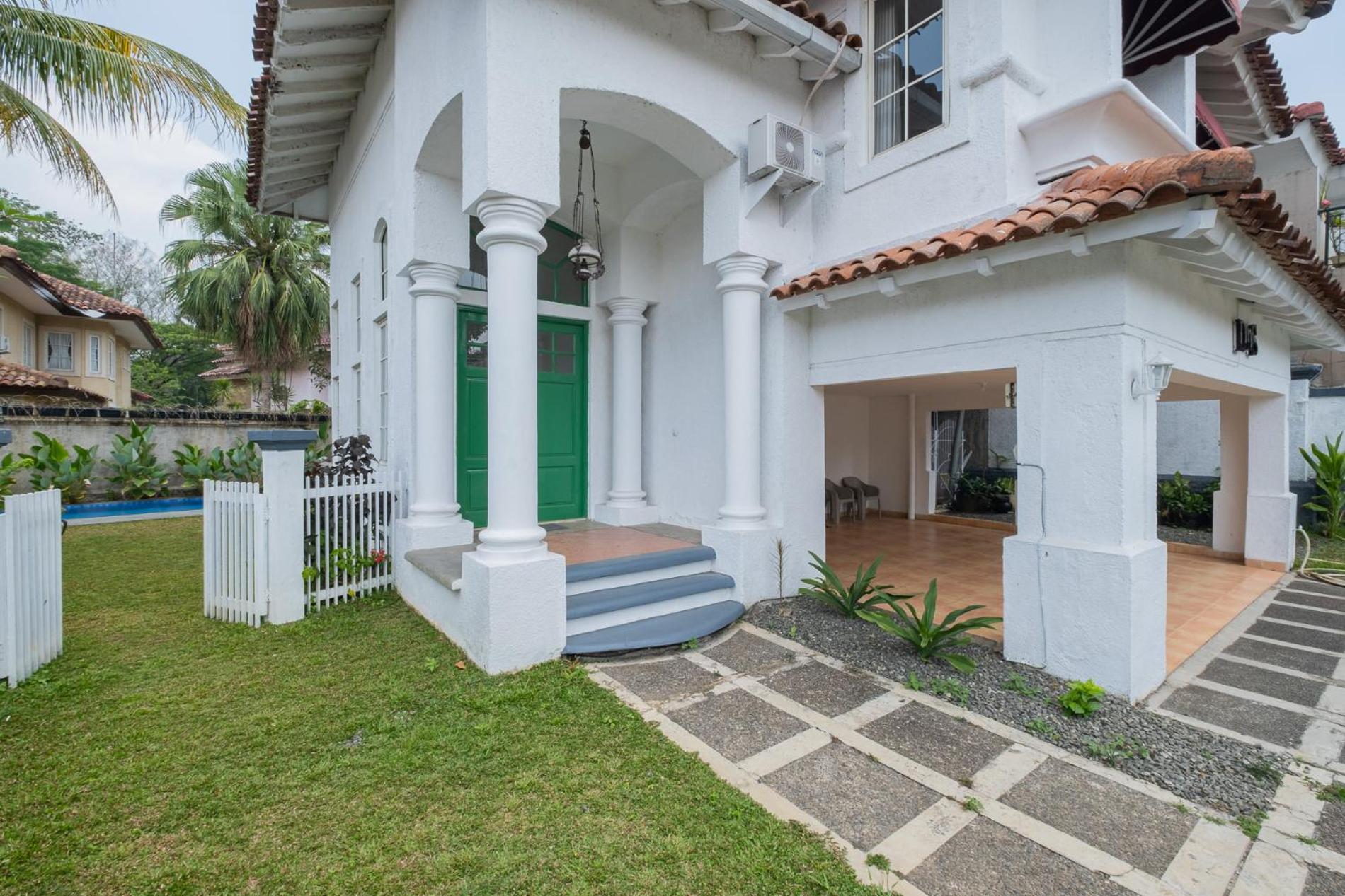 The Lavana DNS Villa Sentul