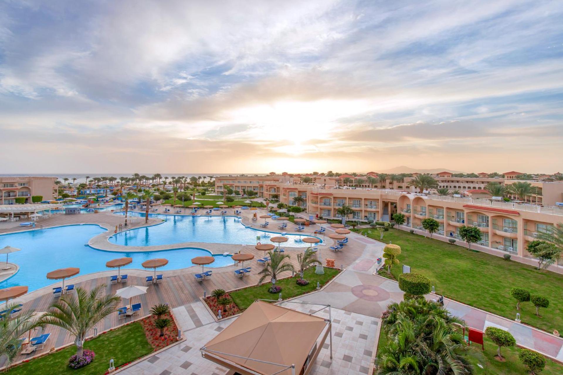 Pickalbatros Royal Moderna Sharm "Aqua Park"- All inclusive — photo 46