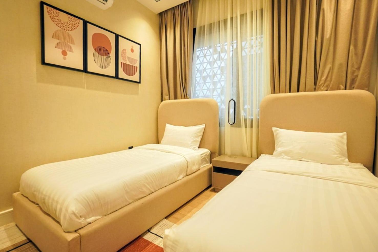 Darat Safa Luxury Smart Apartment