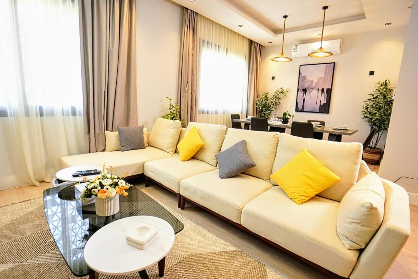 Darat Safa Luxury Smart Apartment