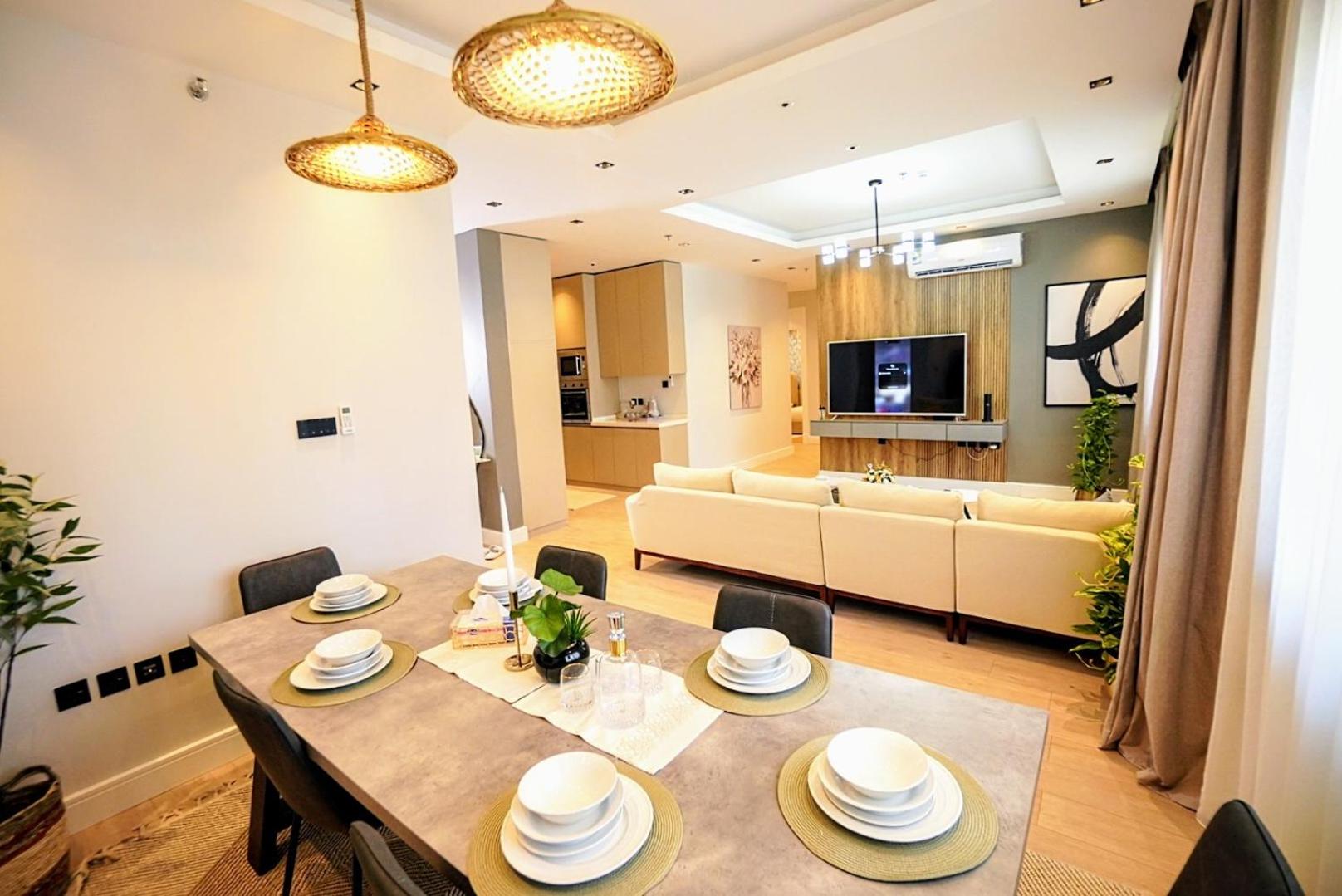 Darat Safa Luxury Smart Apartment