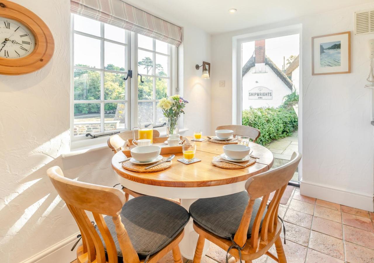 2 Bed in Helford oc-hcpopi