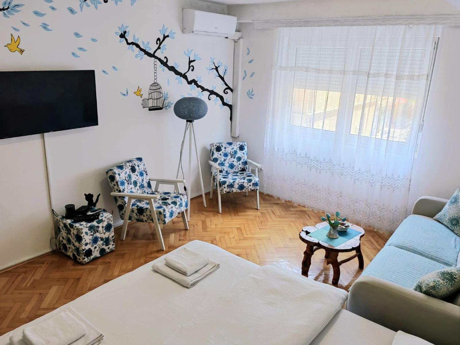 Center Apartment