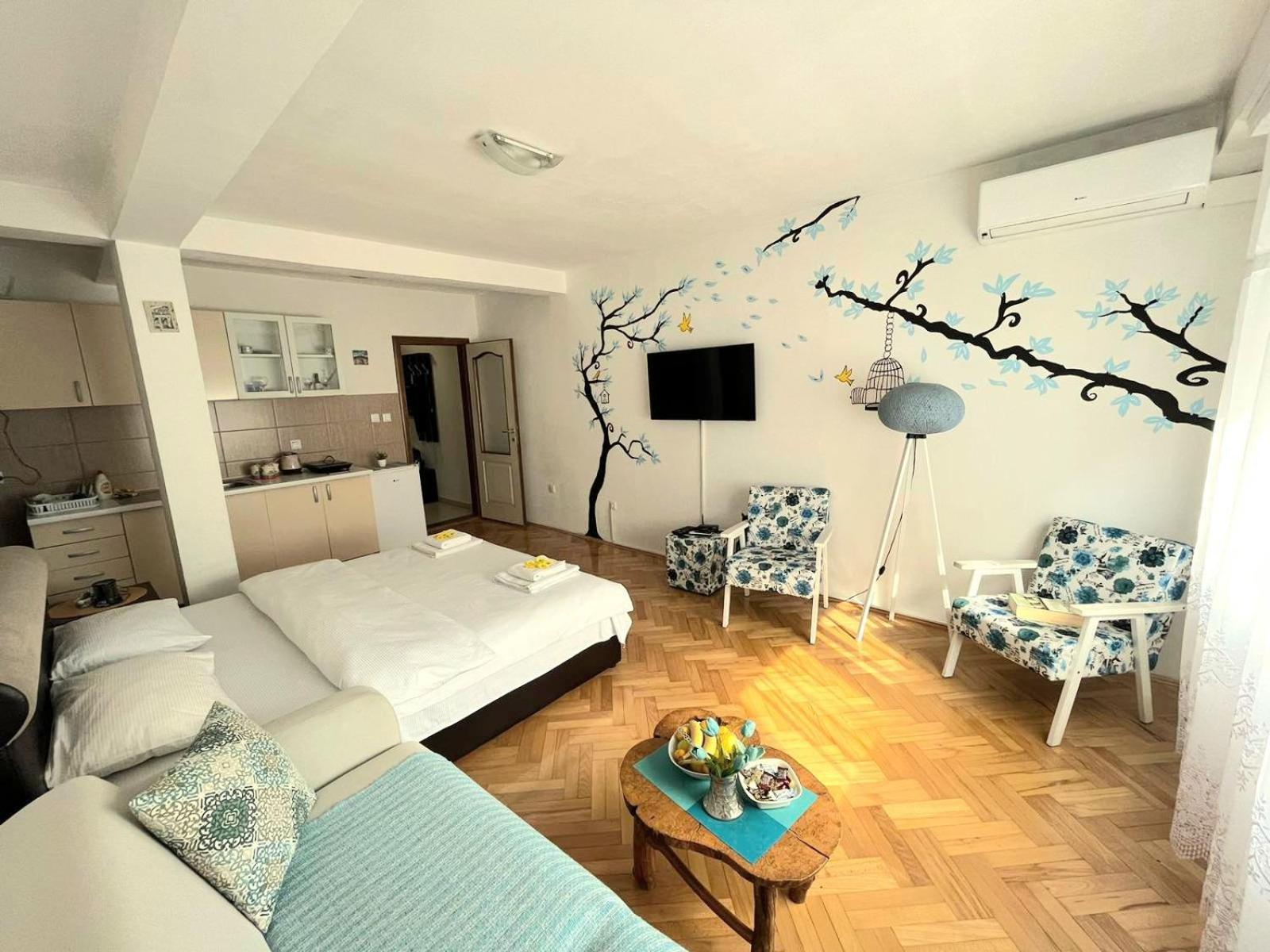 Center Apartment