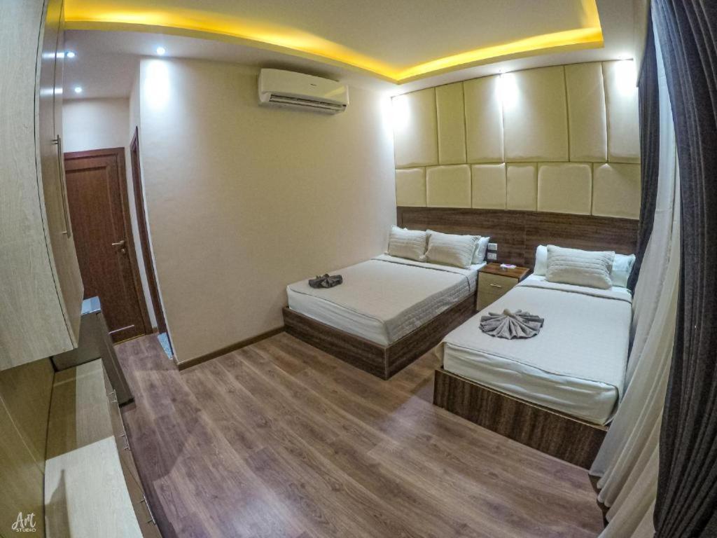 Elite Grand City