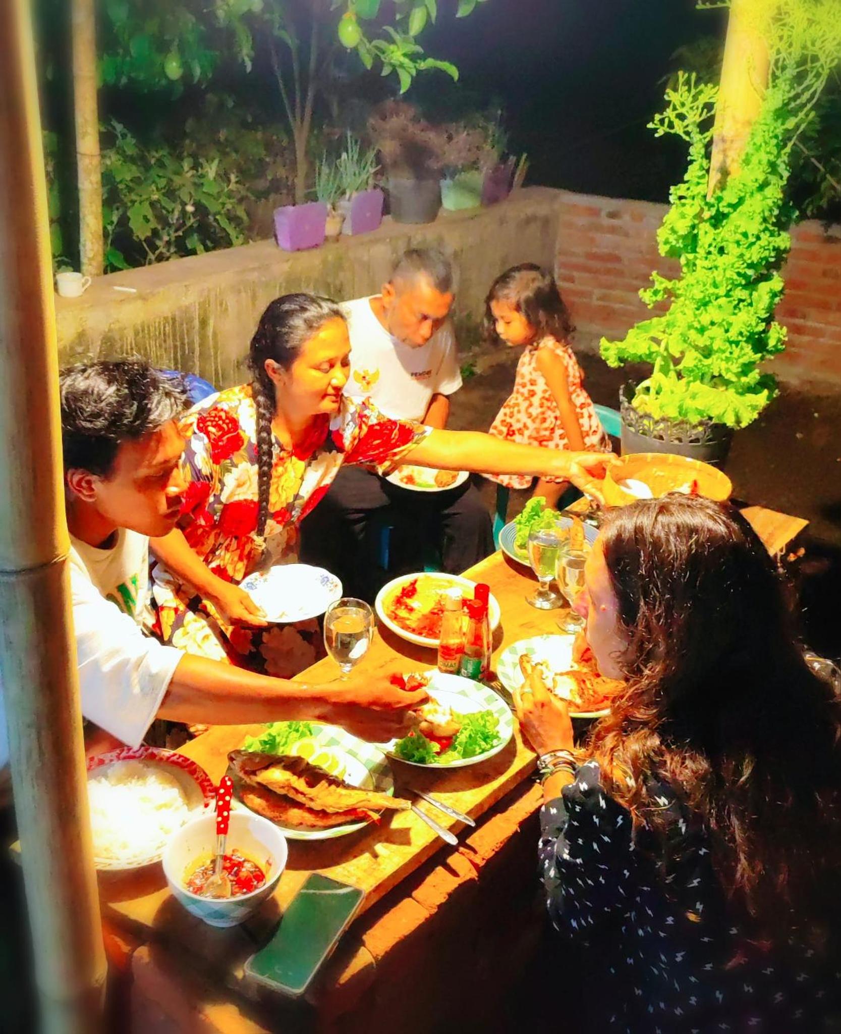 Raturinjani homestay