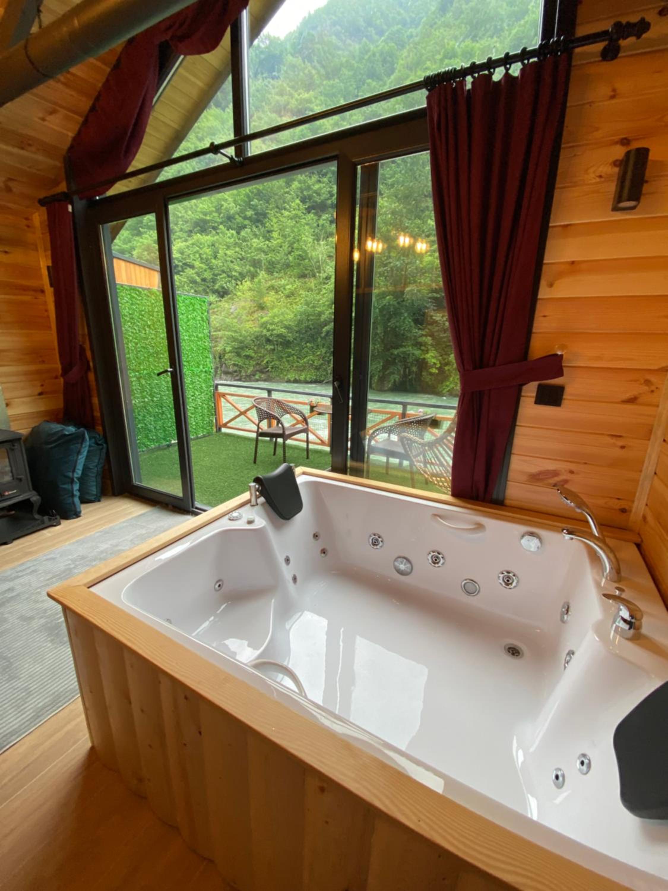 Suport Suit Bungalov