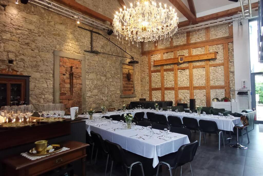 Exklusive LOFT-Wohnung, nur 30 Min von Zürich