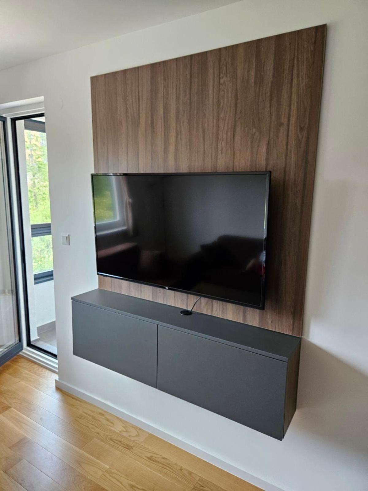 Ami L4-9 Apartman