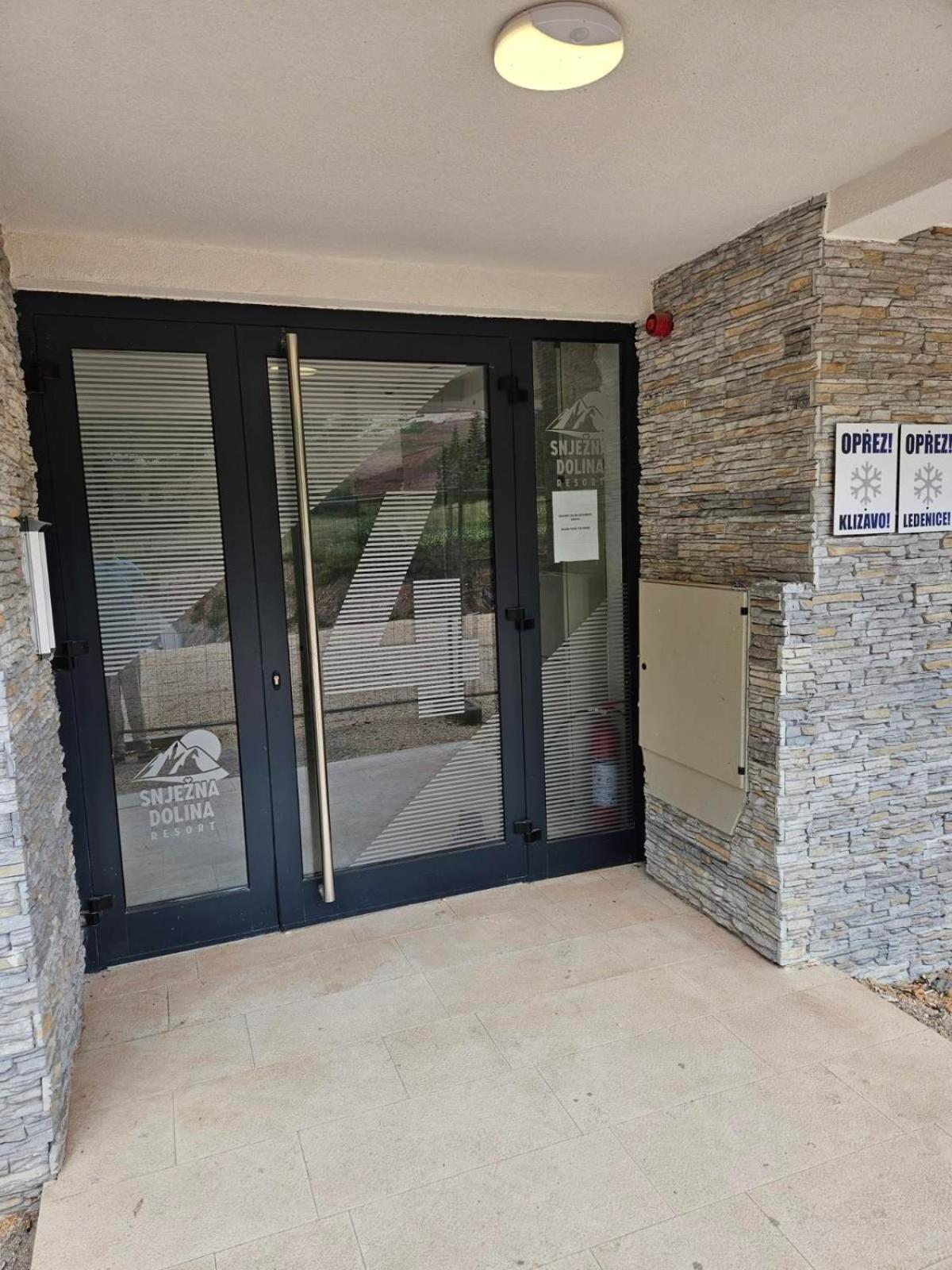 Ami L4-9 Apartman