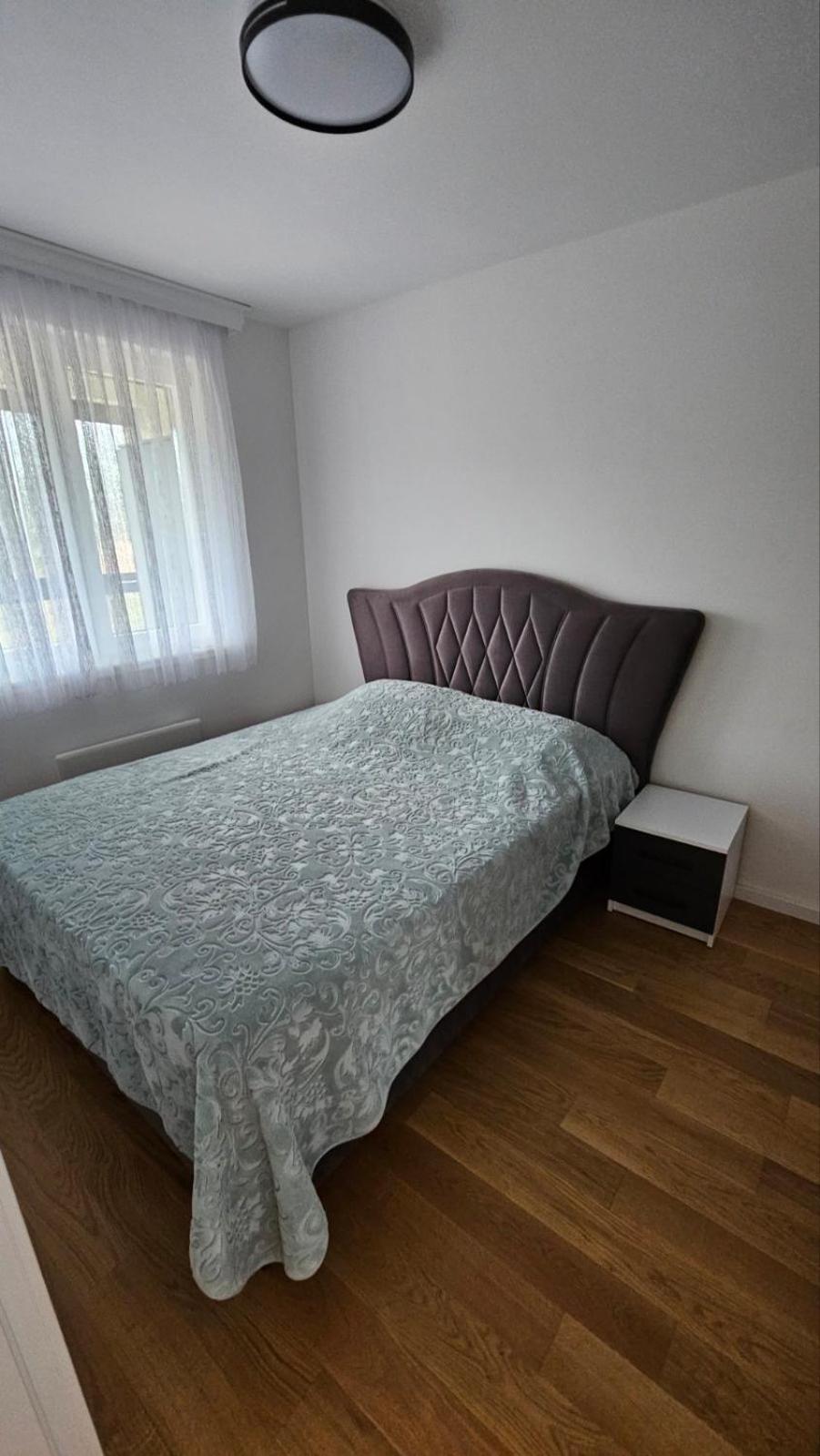 Ami L4-9 Apartman