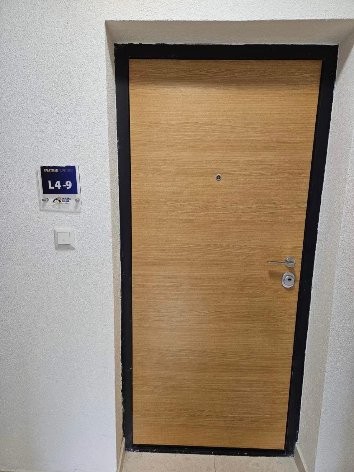 Ami L4-9 Apartman
