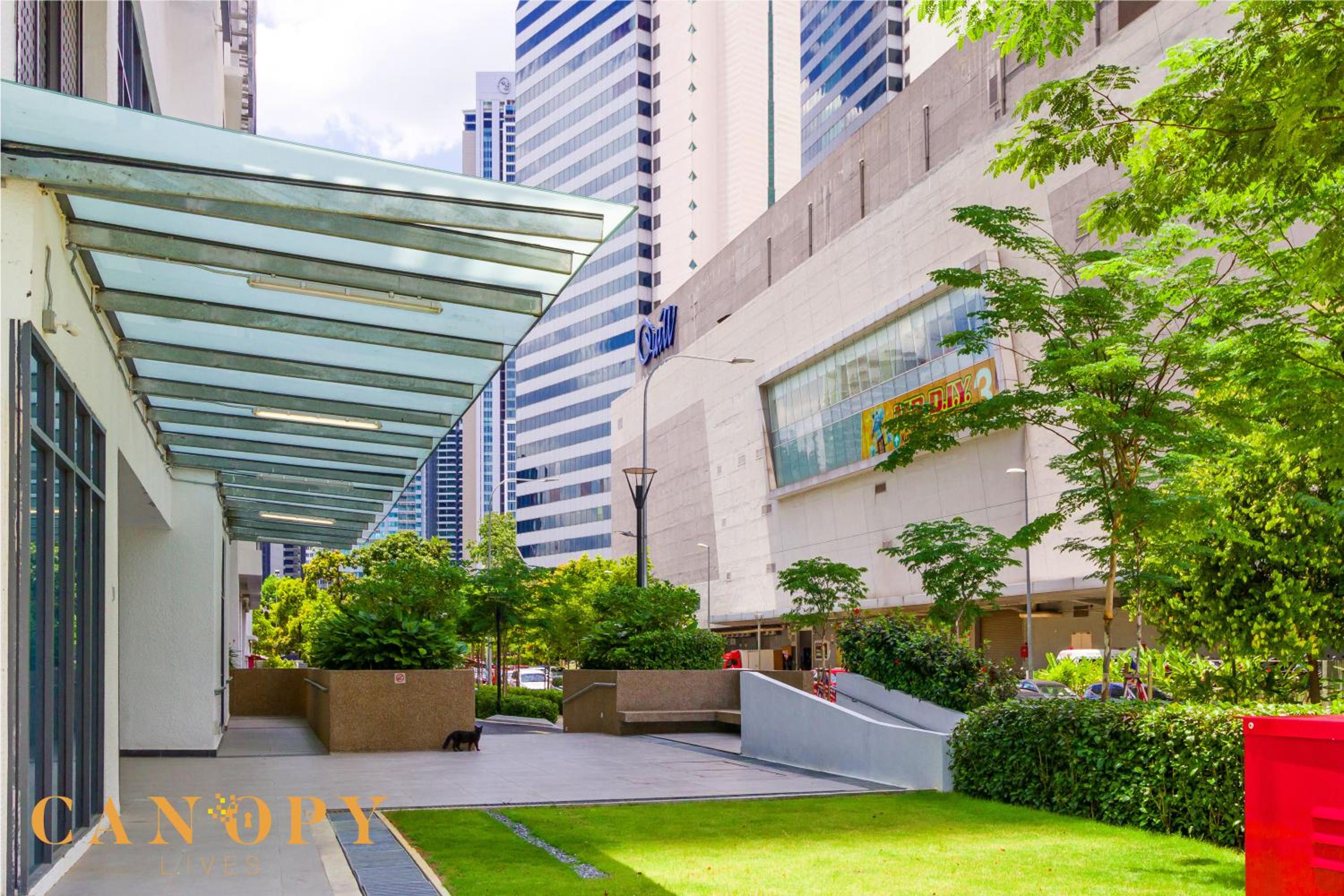 The Luxe & The Colony, KLCC