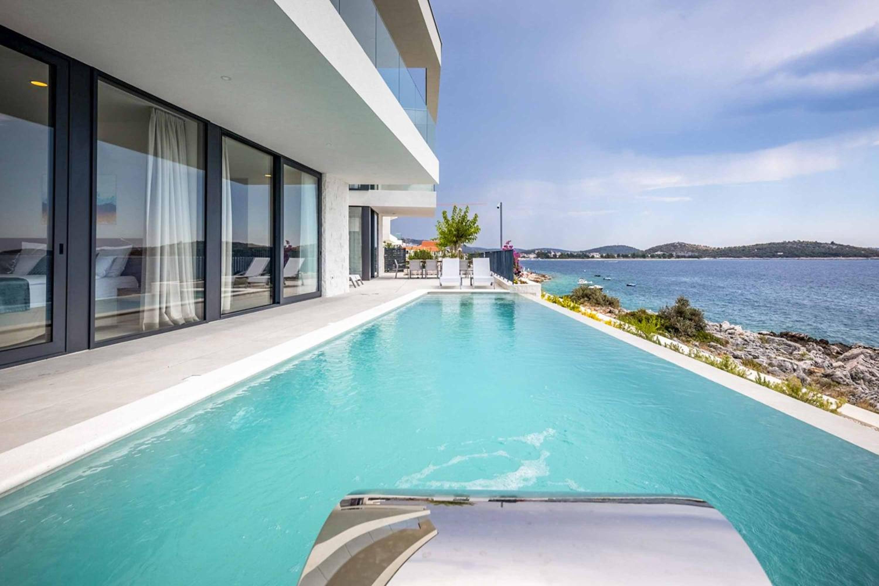 Villa Infinity Horizon view 2