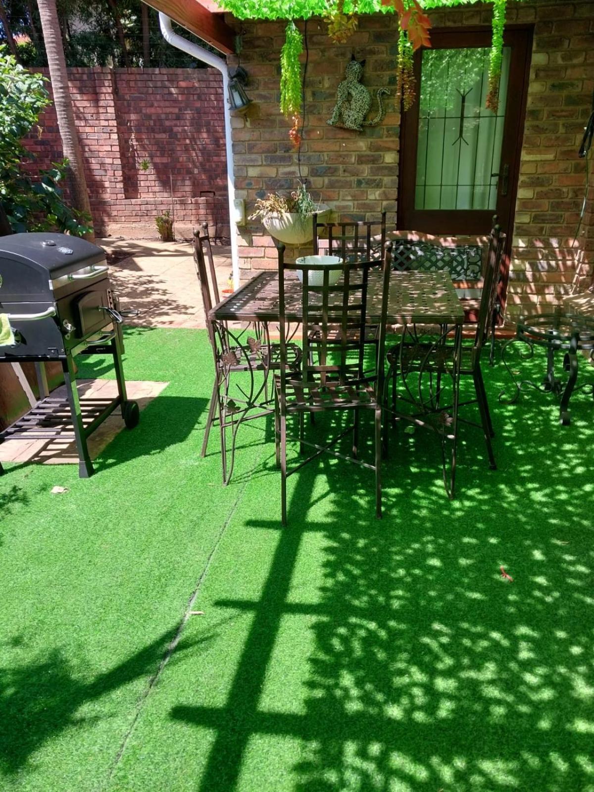 Rustic Townhouse in Pretoria East view 2