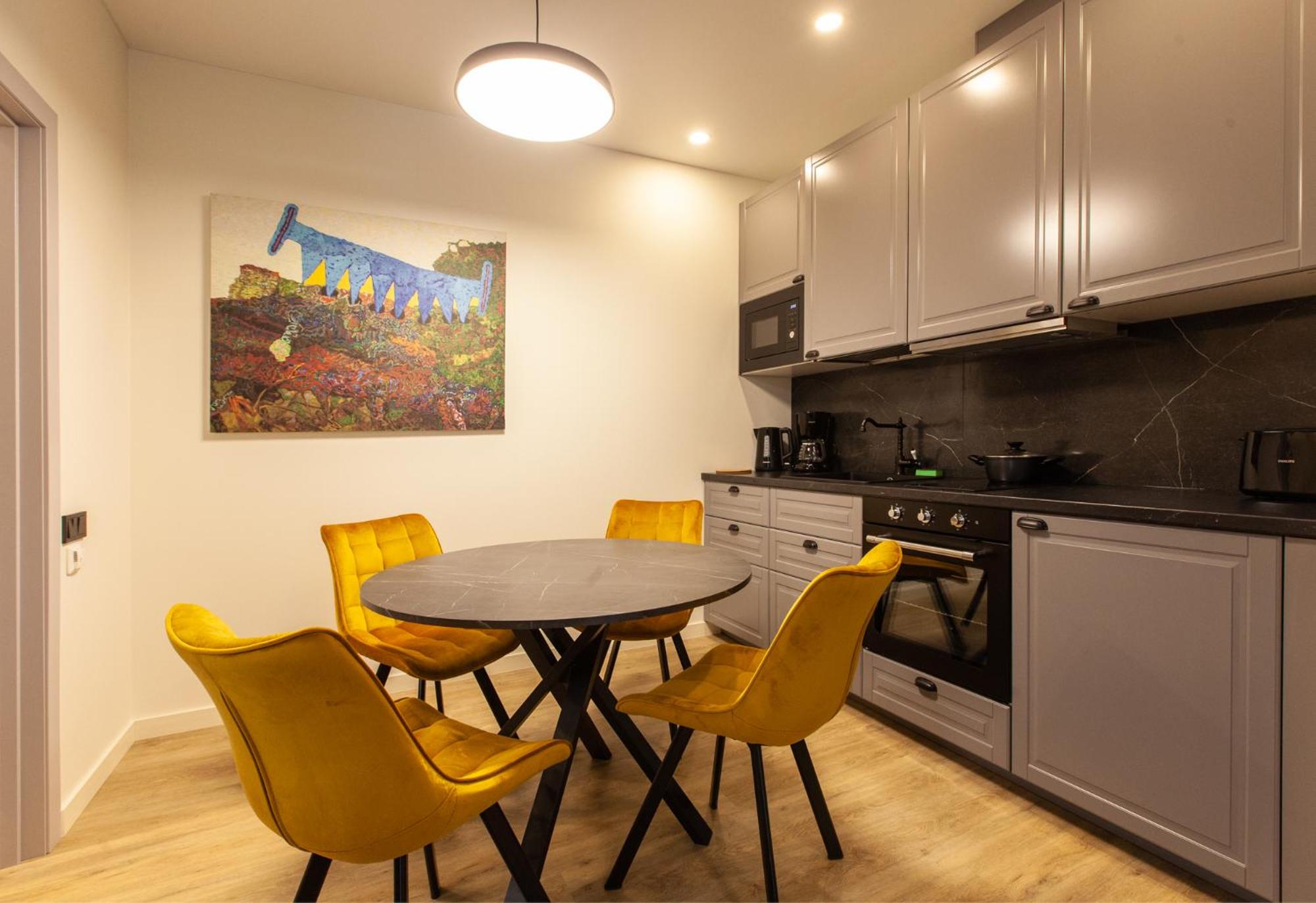 Cozy apartment in the old town of Klaipėda on the first floor with free parking view 5