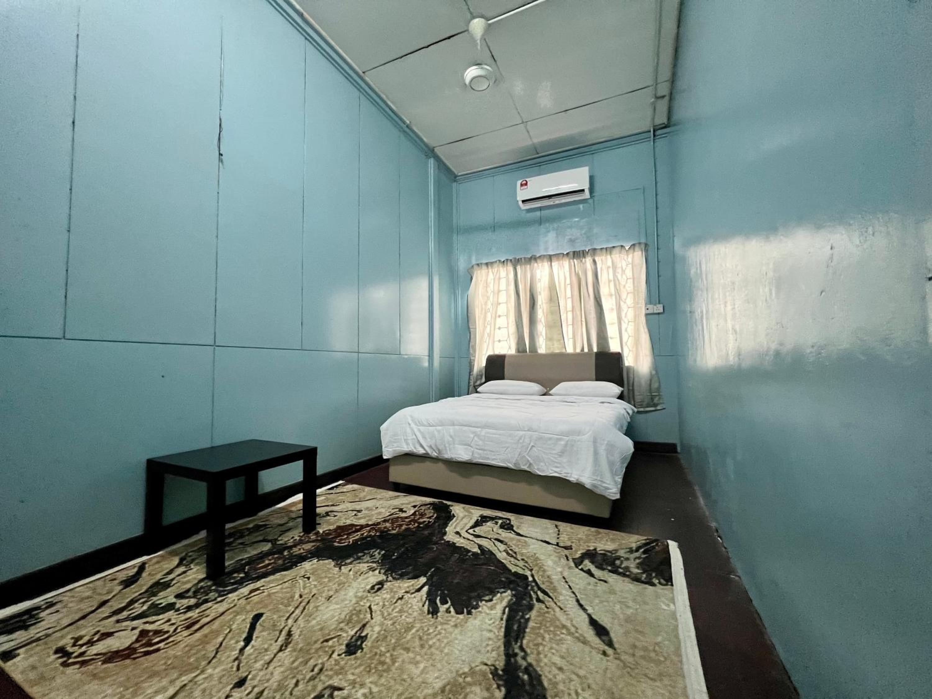 Traditional 4-bedroom Kampung House in Kota Bharu photo 6